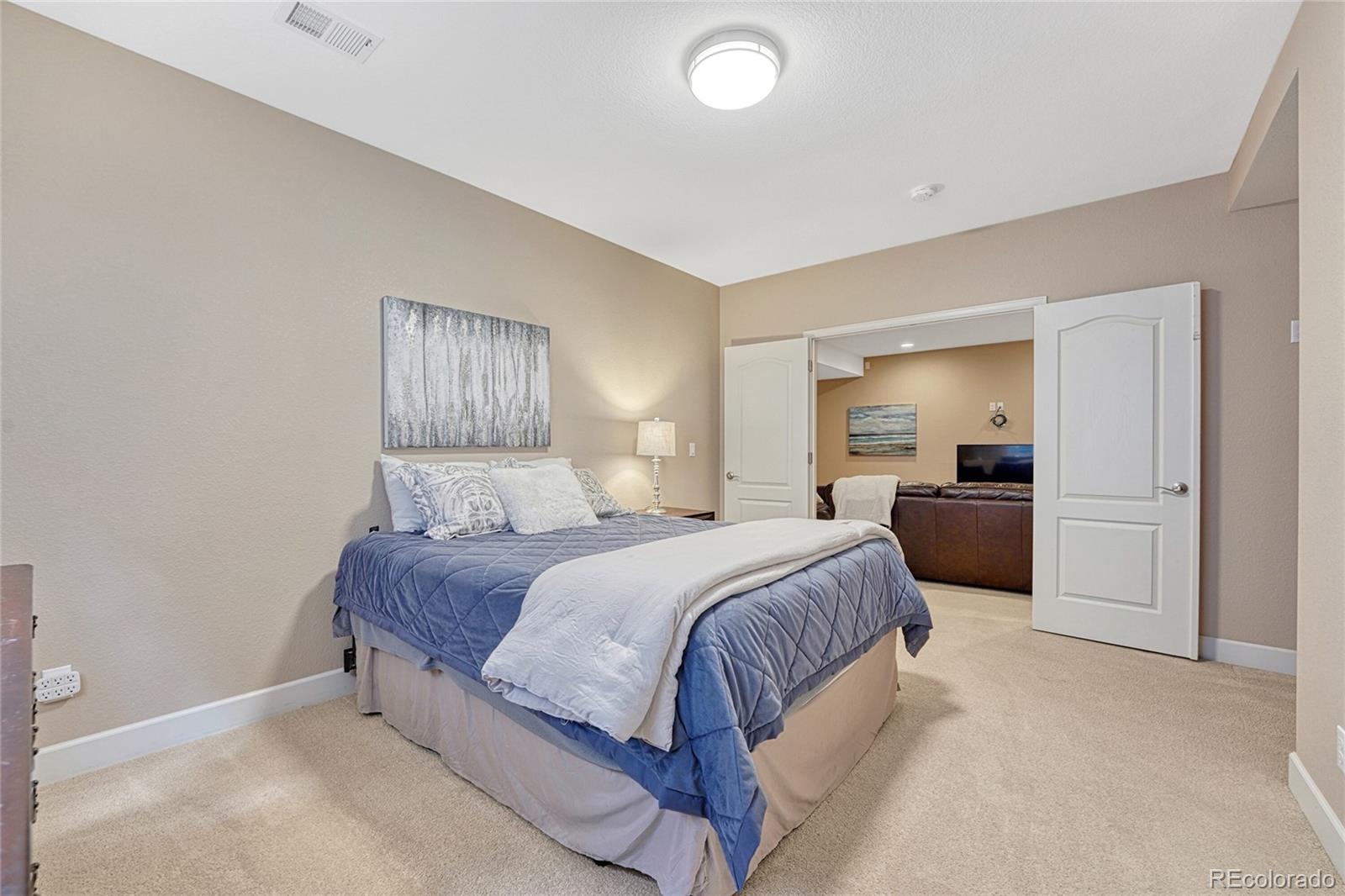 10448 Ashgrove Way