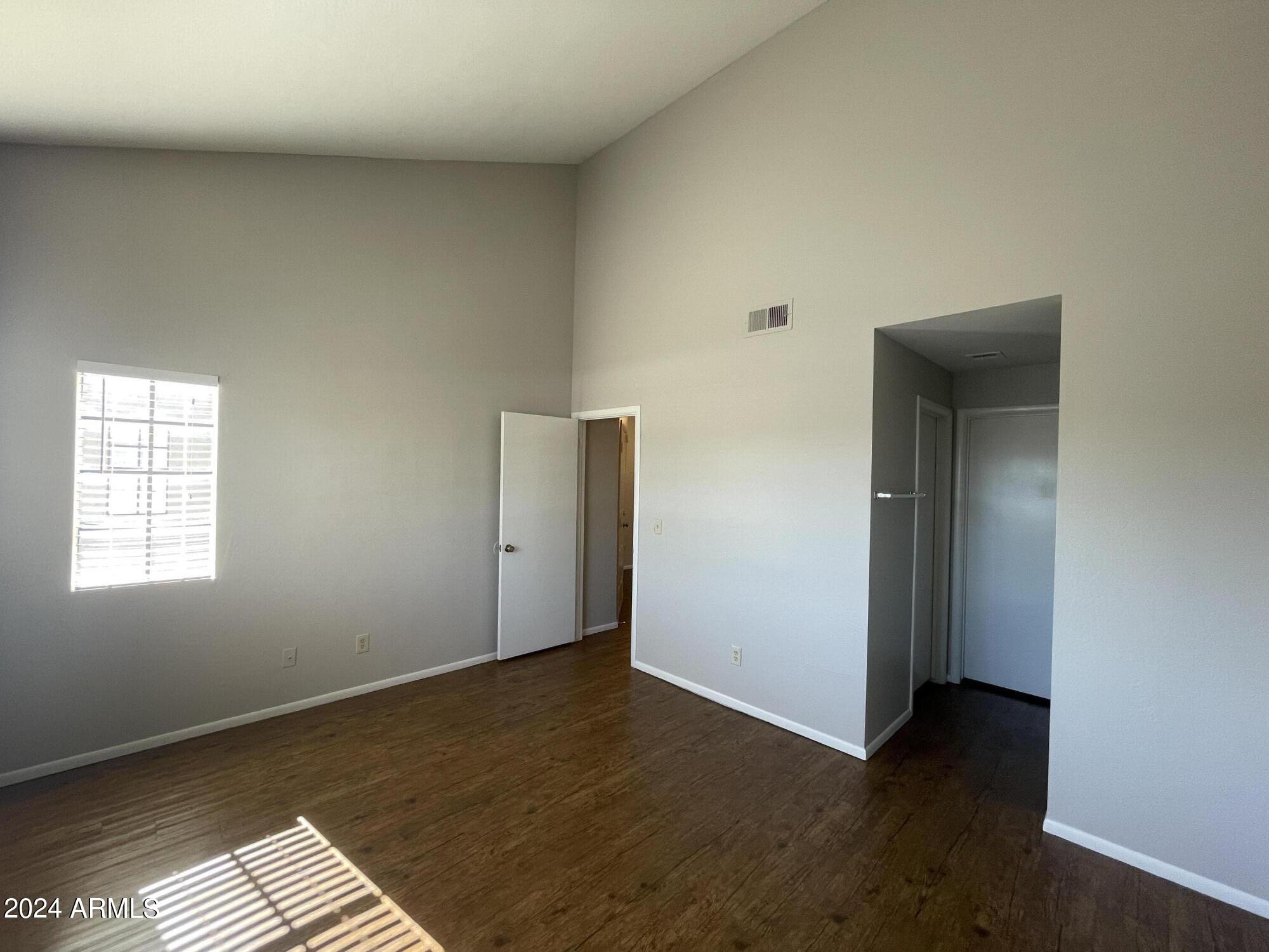 930 N MESA Drive Unit: 2067
