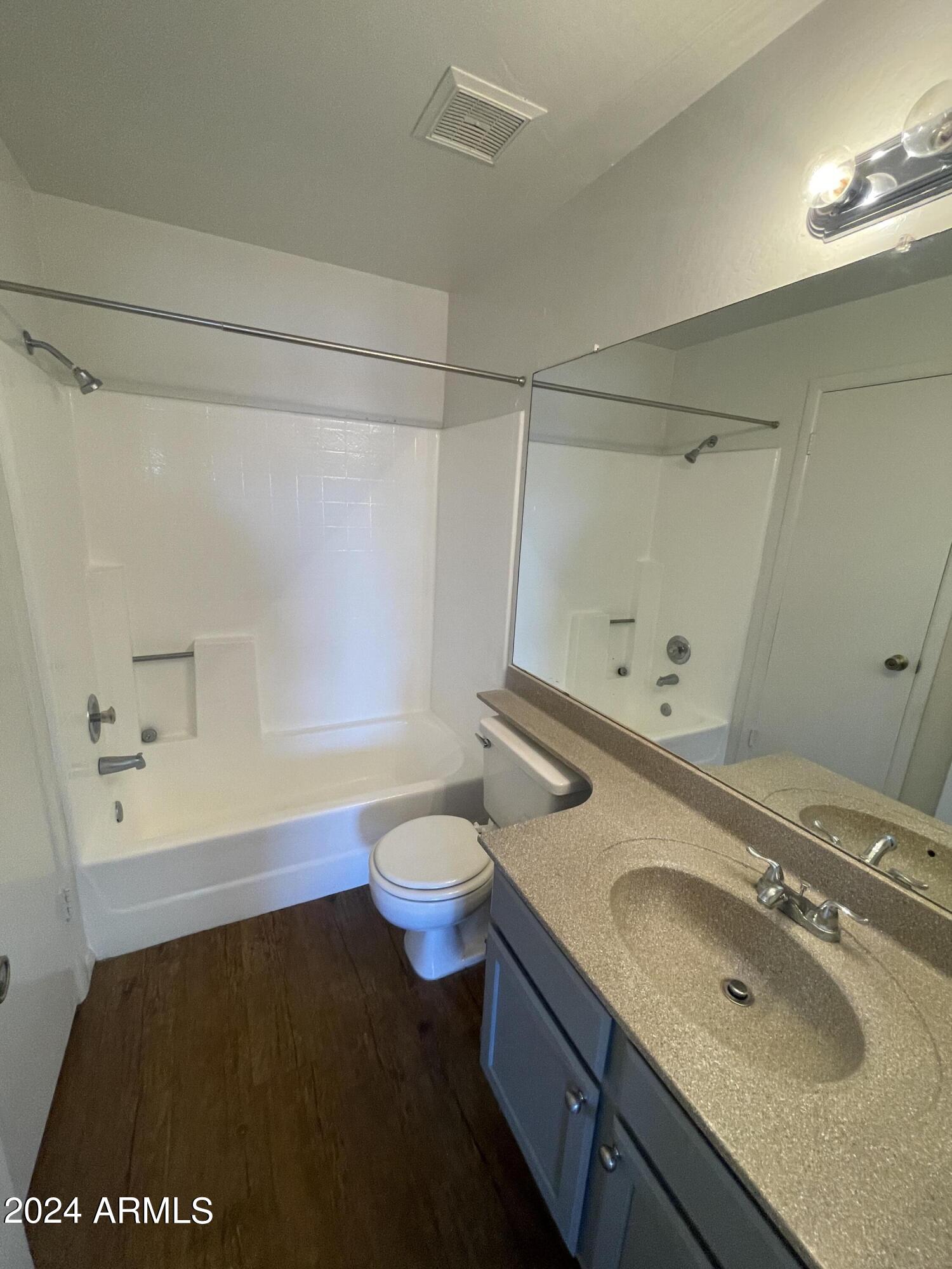 930 N MESA Drive Unit: 2067