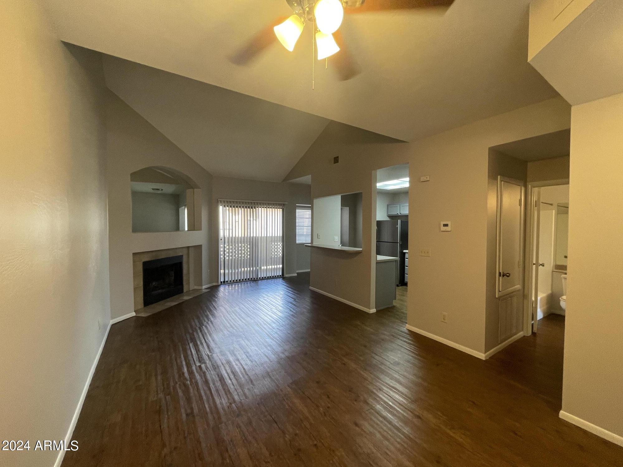 930 N MESA Drive Unit: 2067