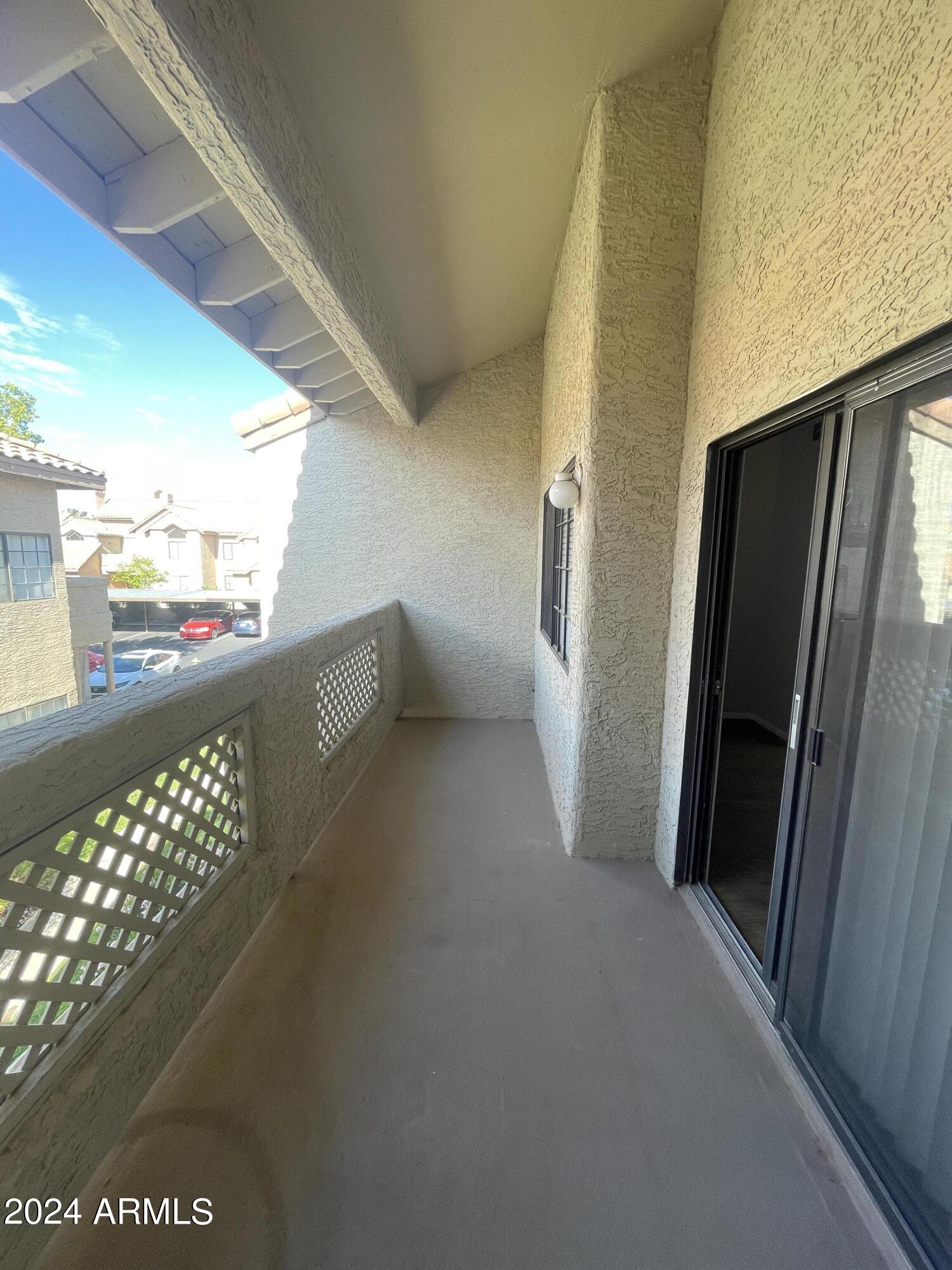 930 N MESA Drive Unit: 2067