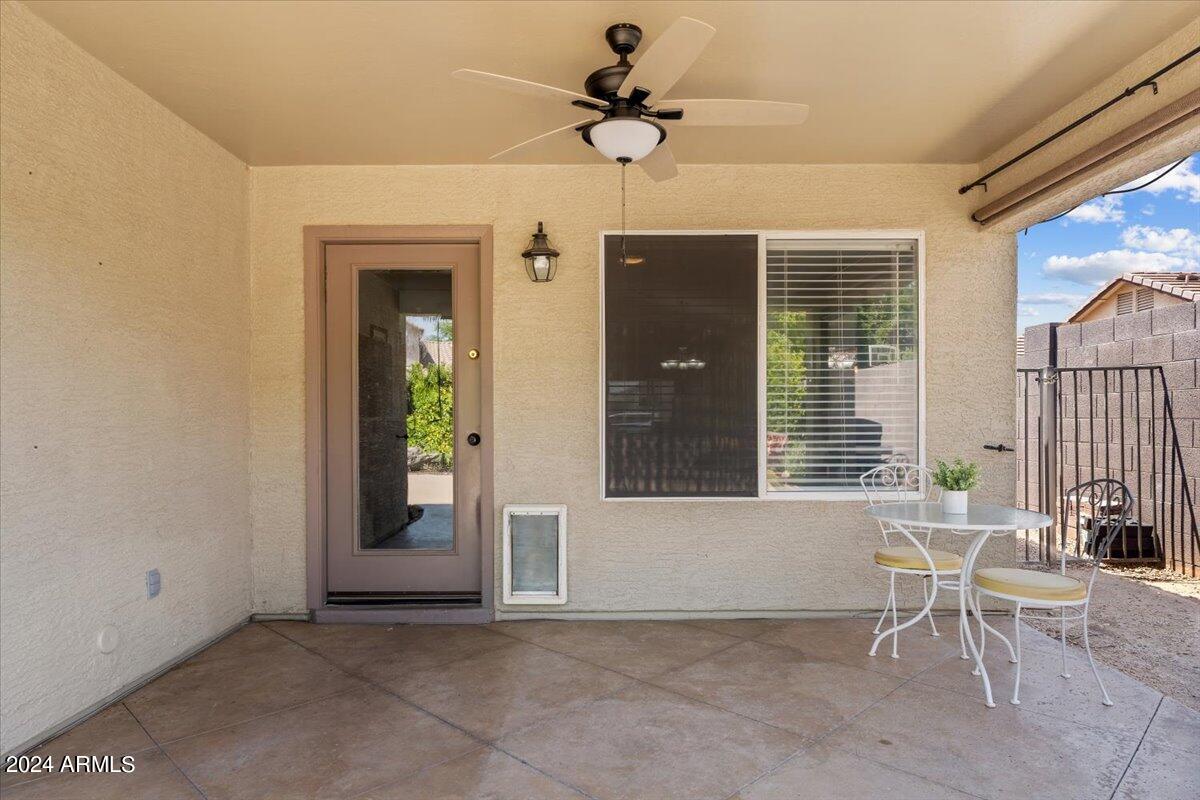 7686 W Foothill Drive