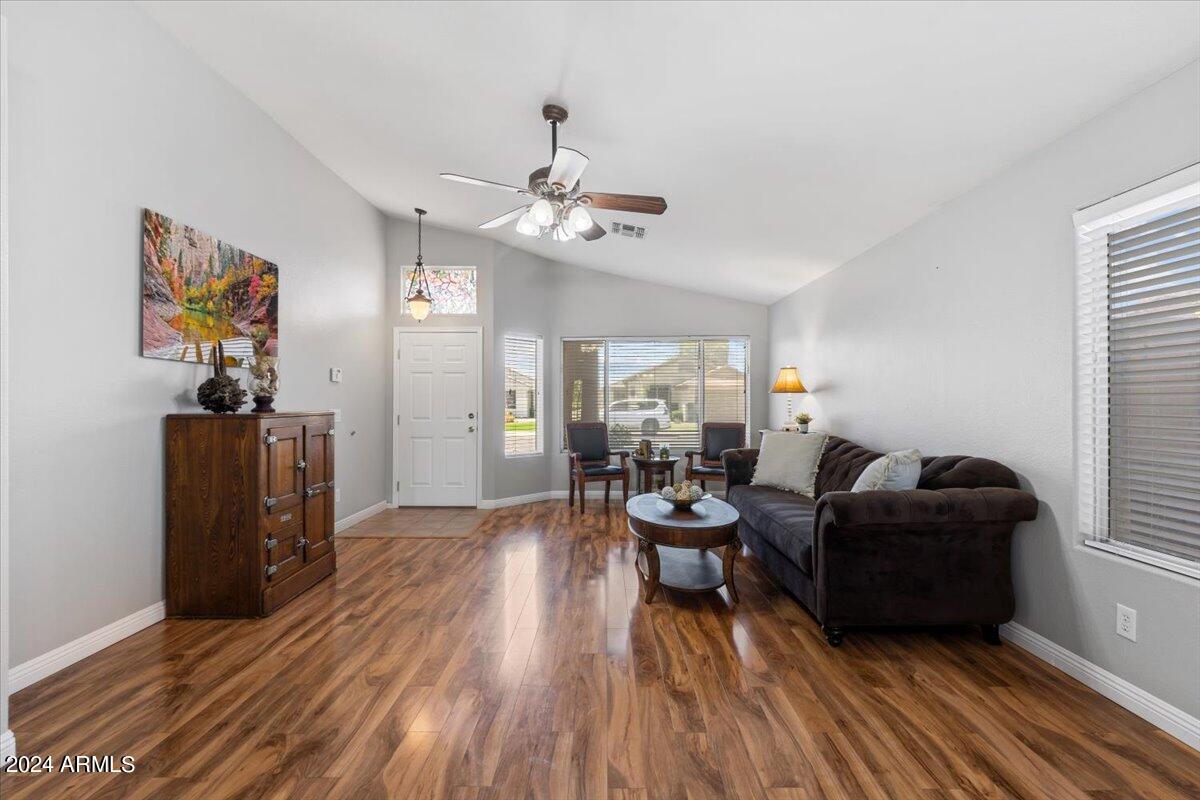 7686 W Foothill Drive