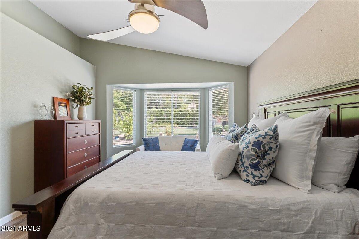 7686 W Foothill Drive