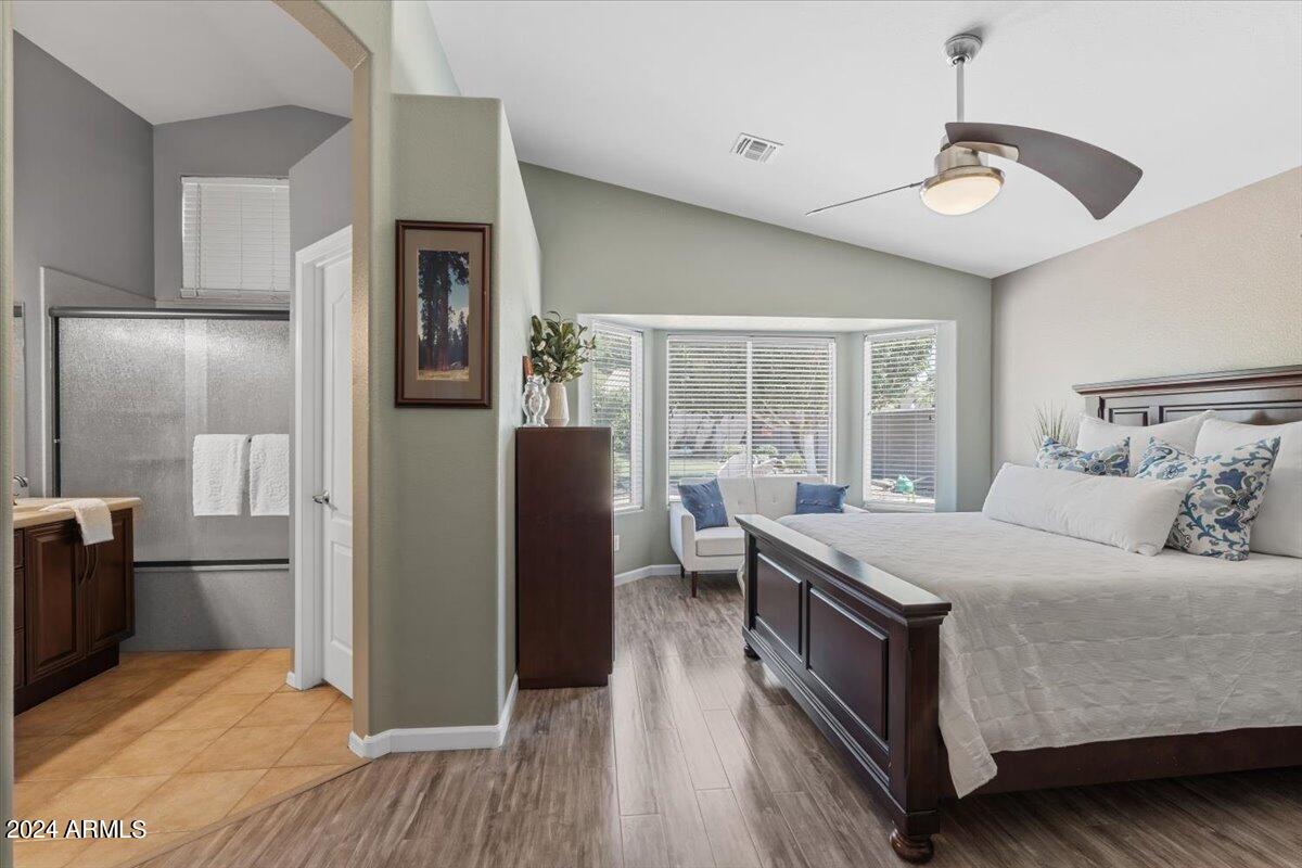 7686 W Foothill Drive