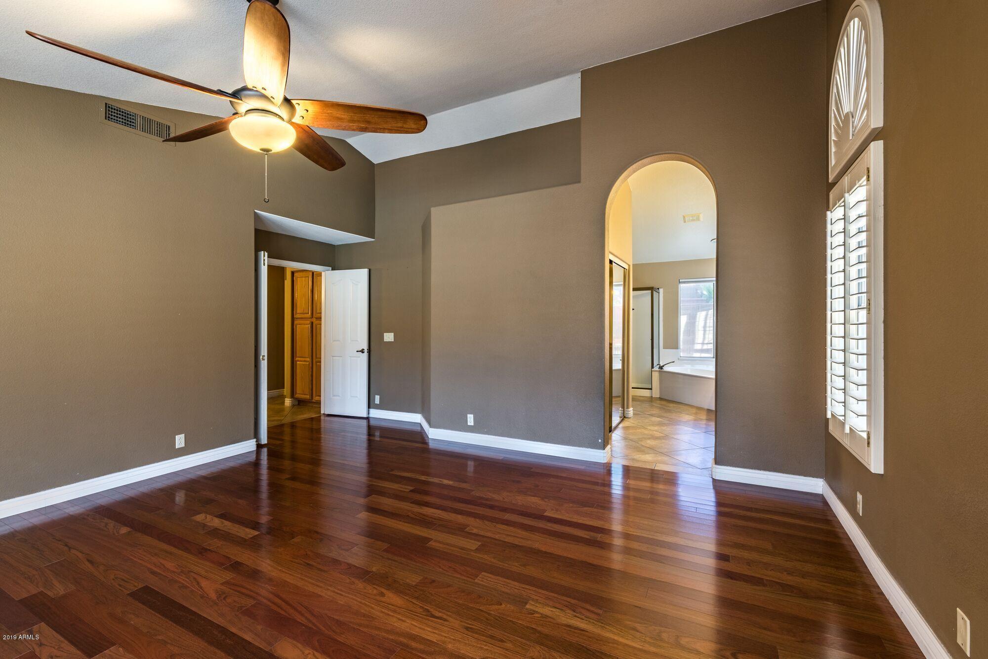626 W MOUNTAIN VISTA Drive