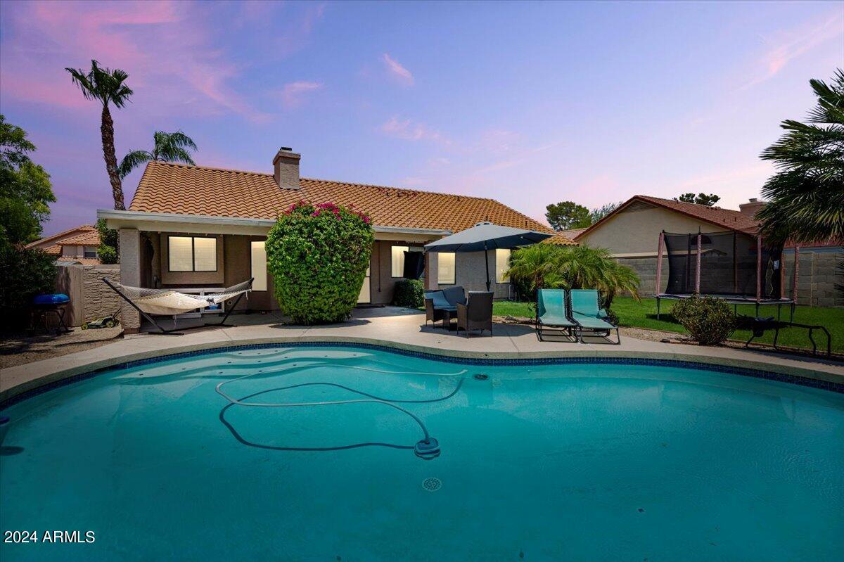 5719 E MURIEL Drive