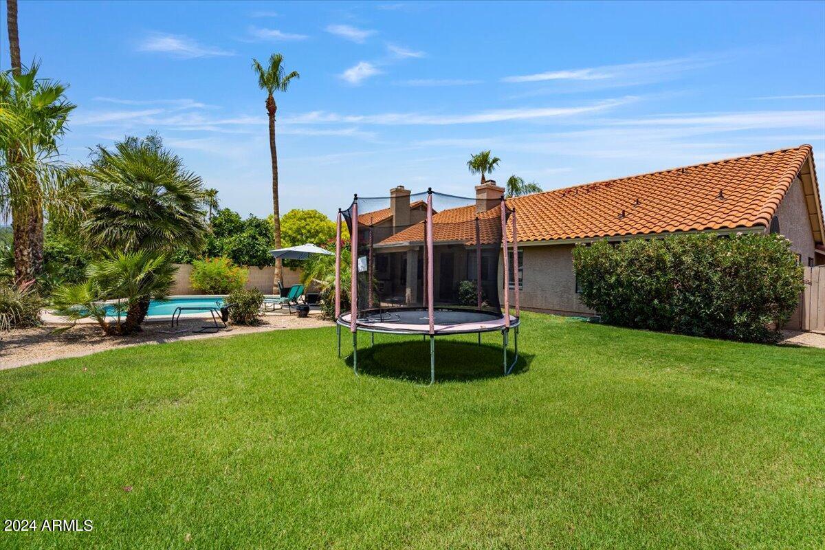 5719 E MURIEL Drive