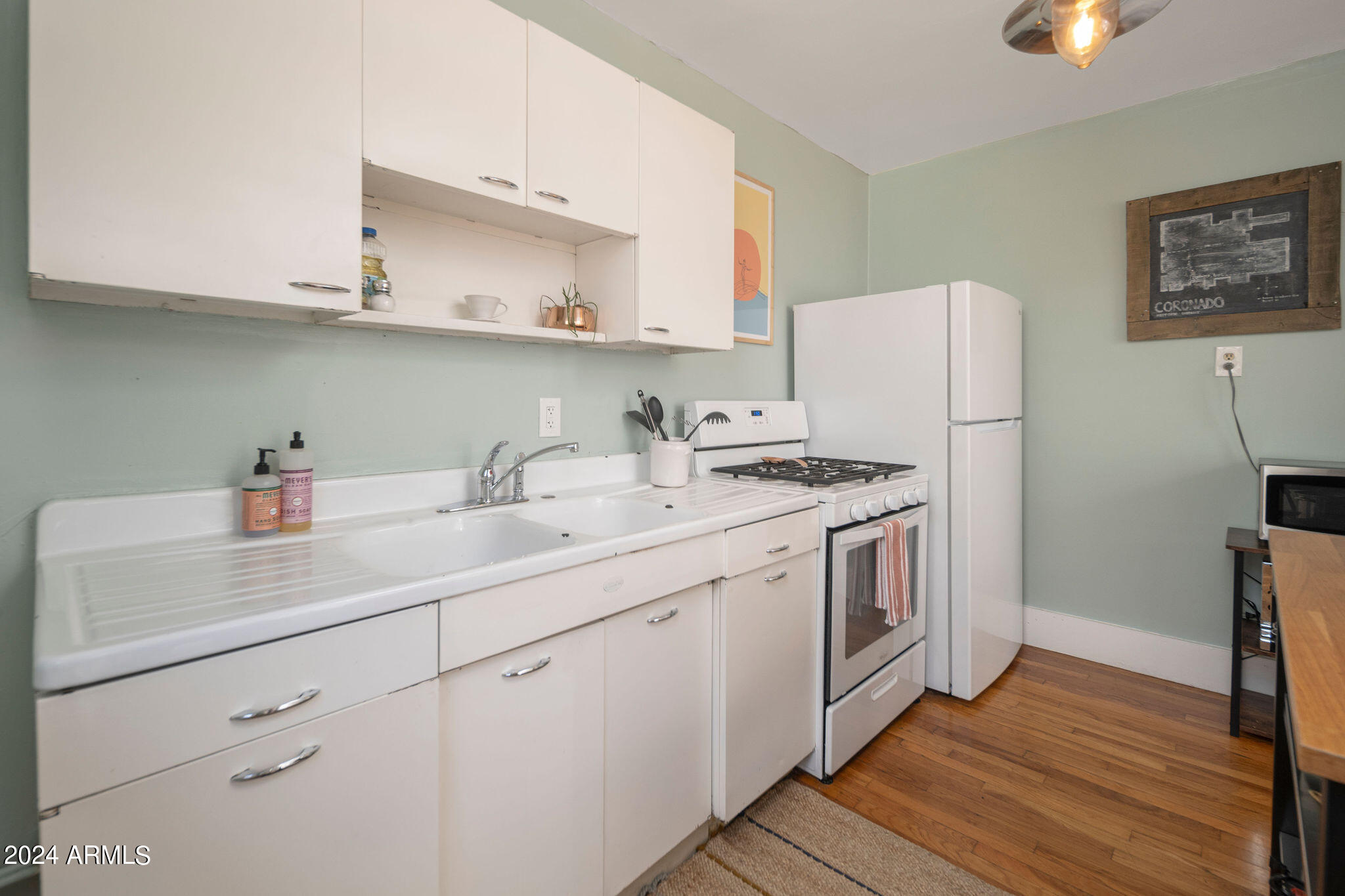 1813 N 10TH Street