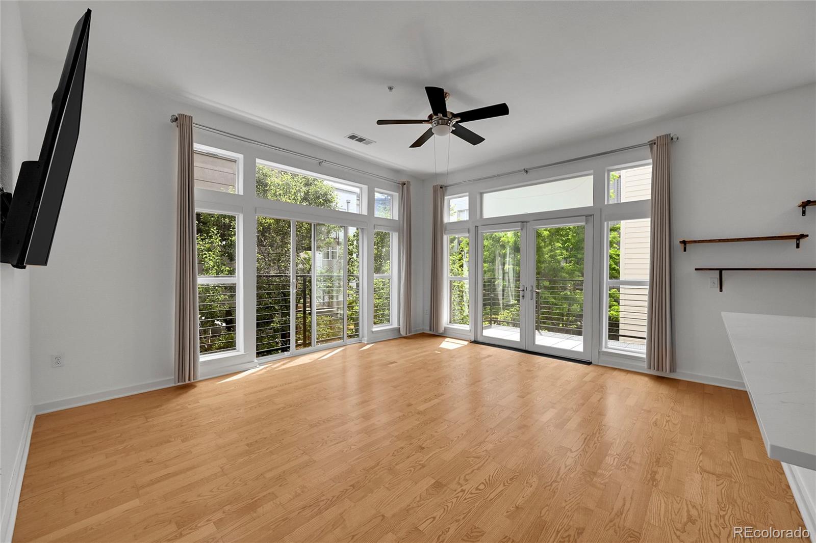 7240 W Custer Avenue Unit: 301
