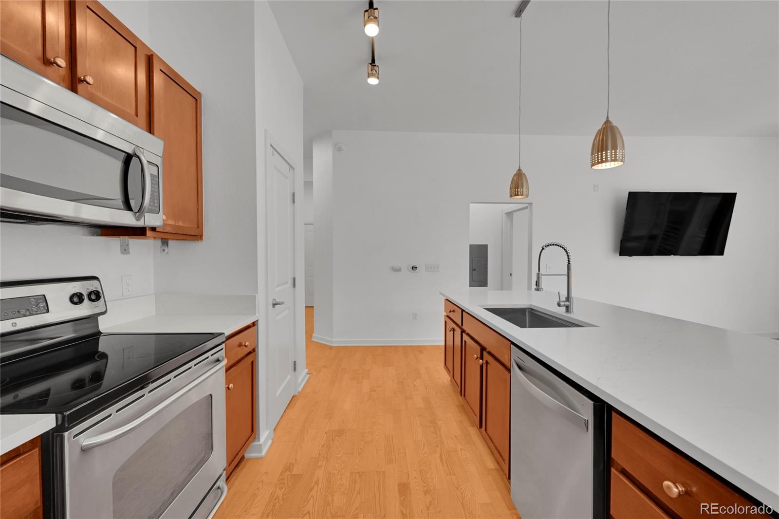 7240 W Custer Avenue Unit: 301