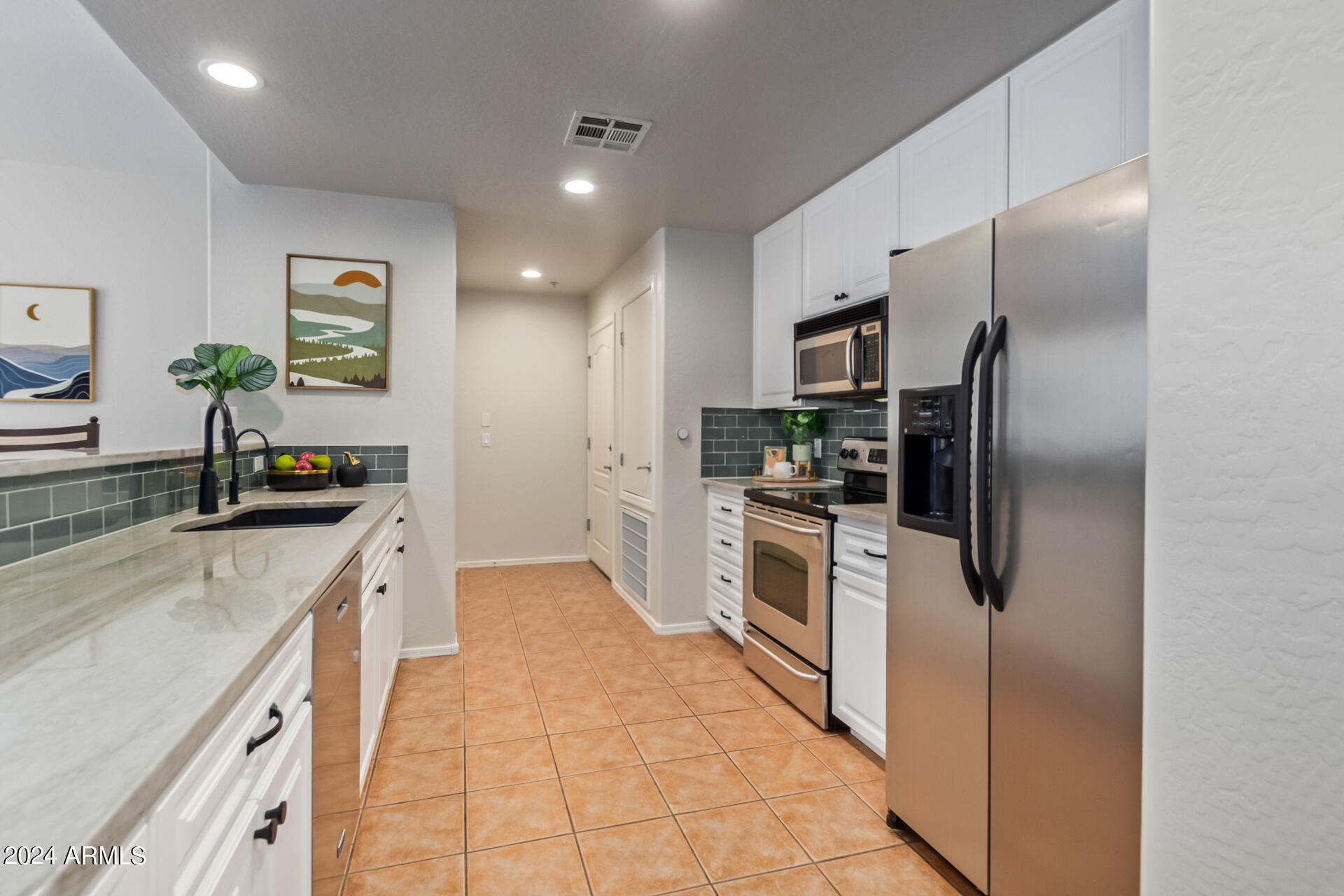 705 W QUEEN CREEK