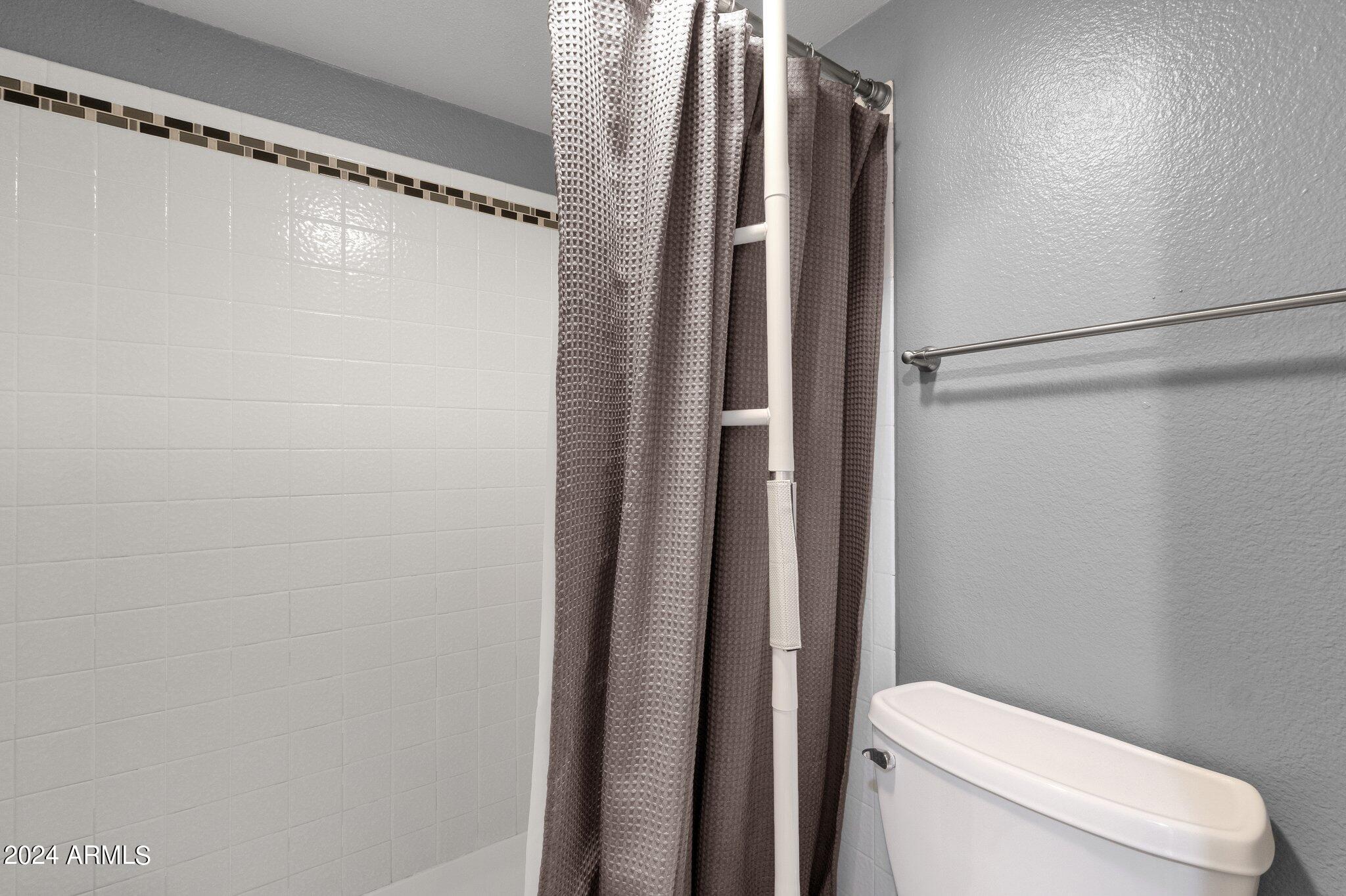 5217 E HALF MOON Drive