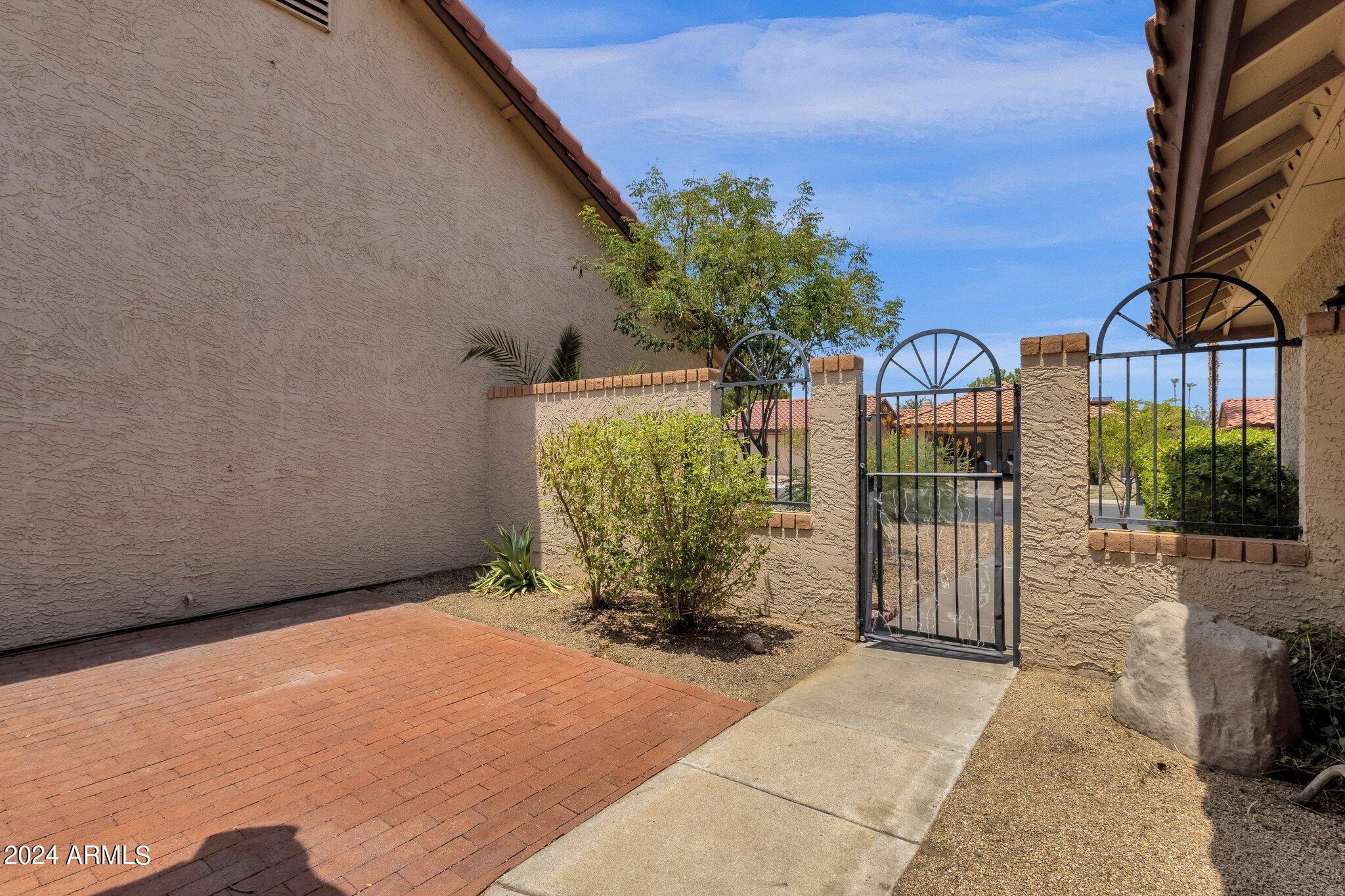 5217 E HALF MOON Drive