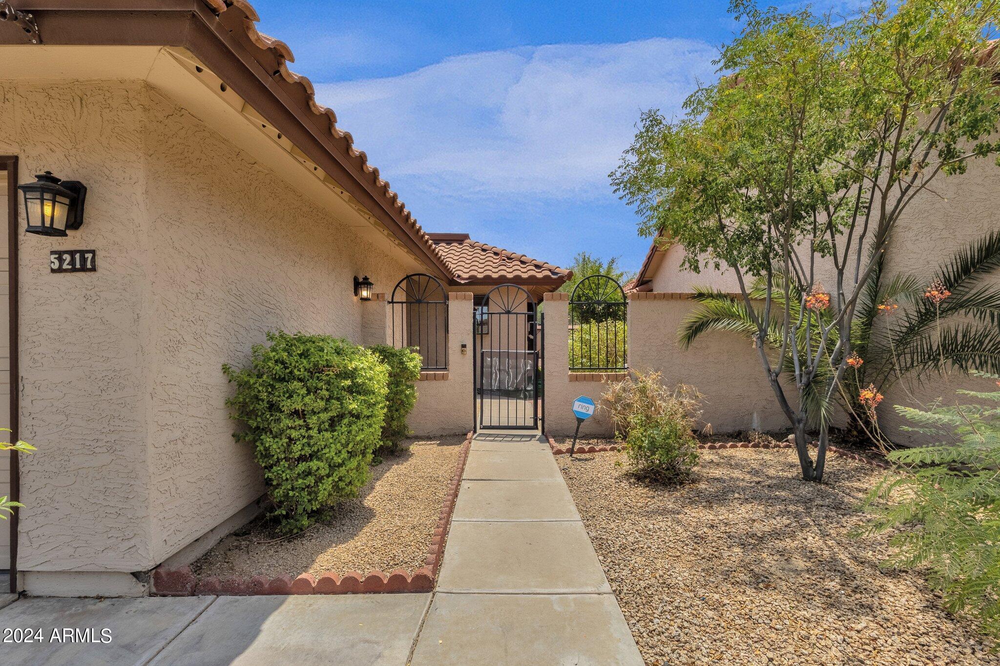 5217 E HALF MOON Drive