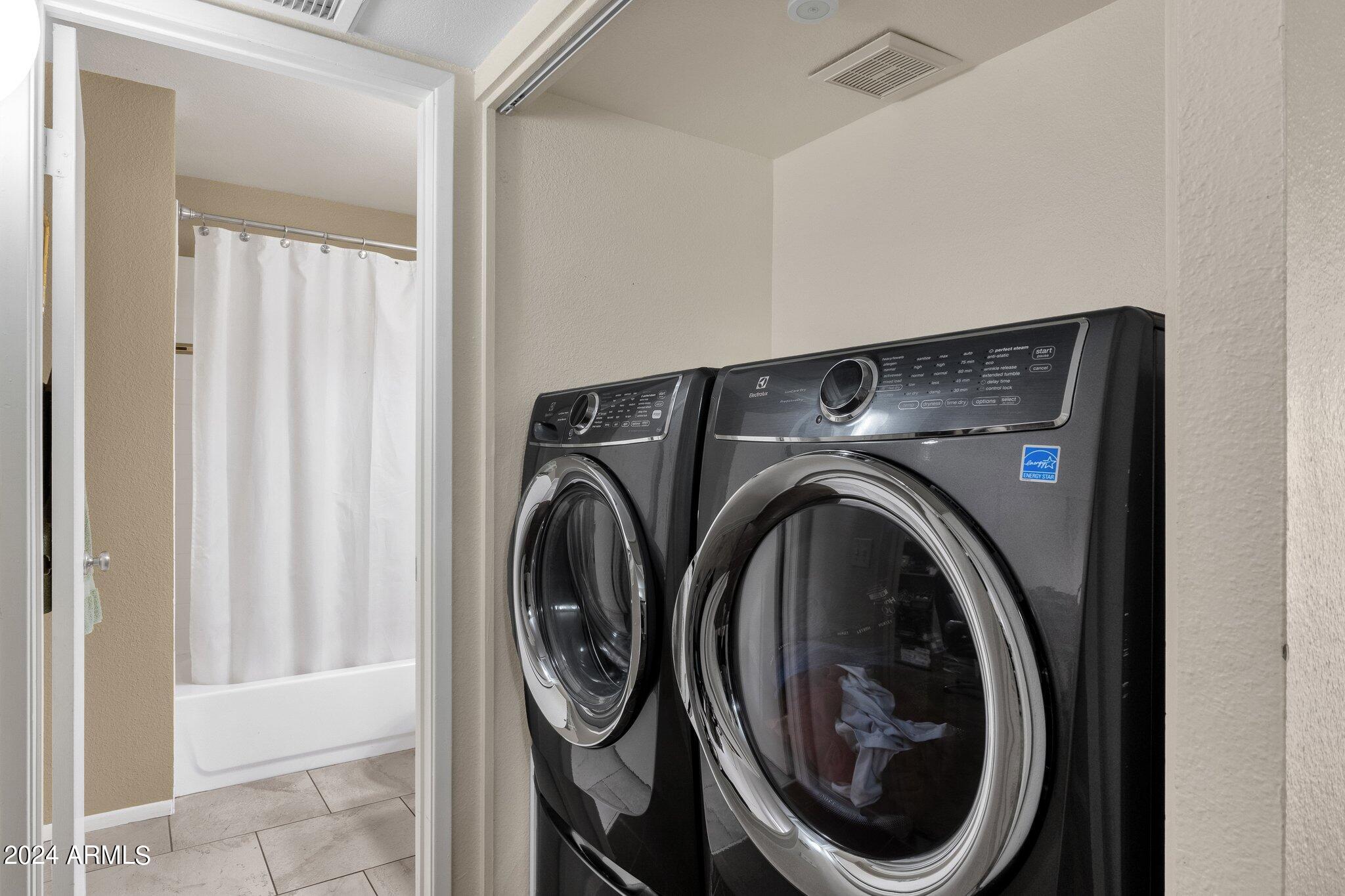 5217 E HALF MOON Drive