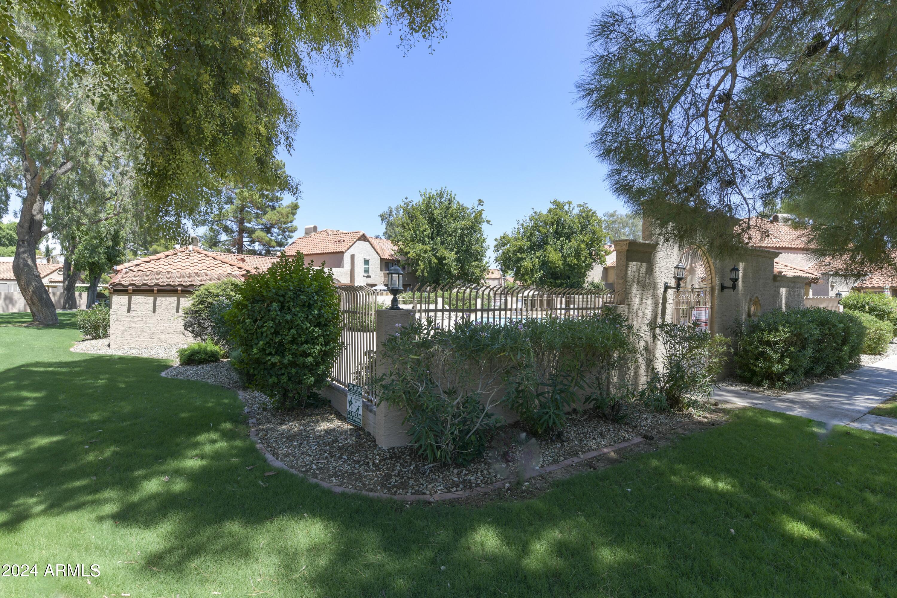 4901 E KELTON Lane # 1239