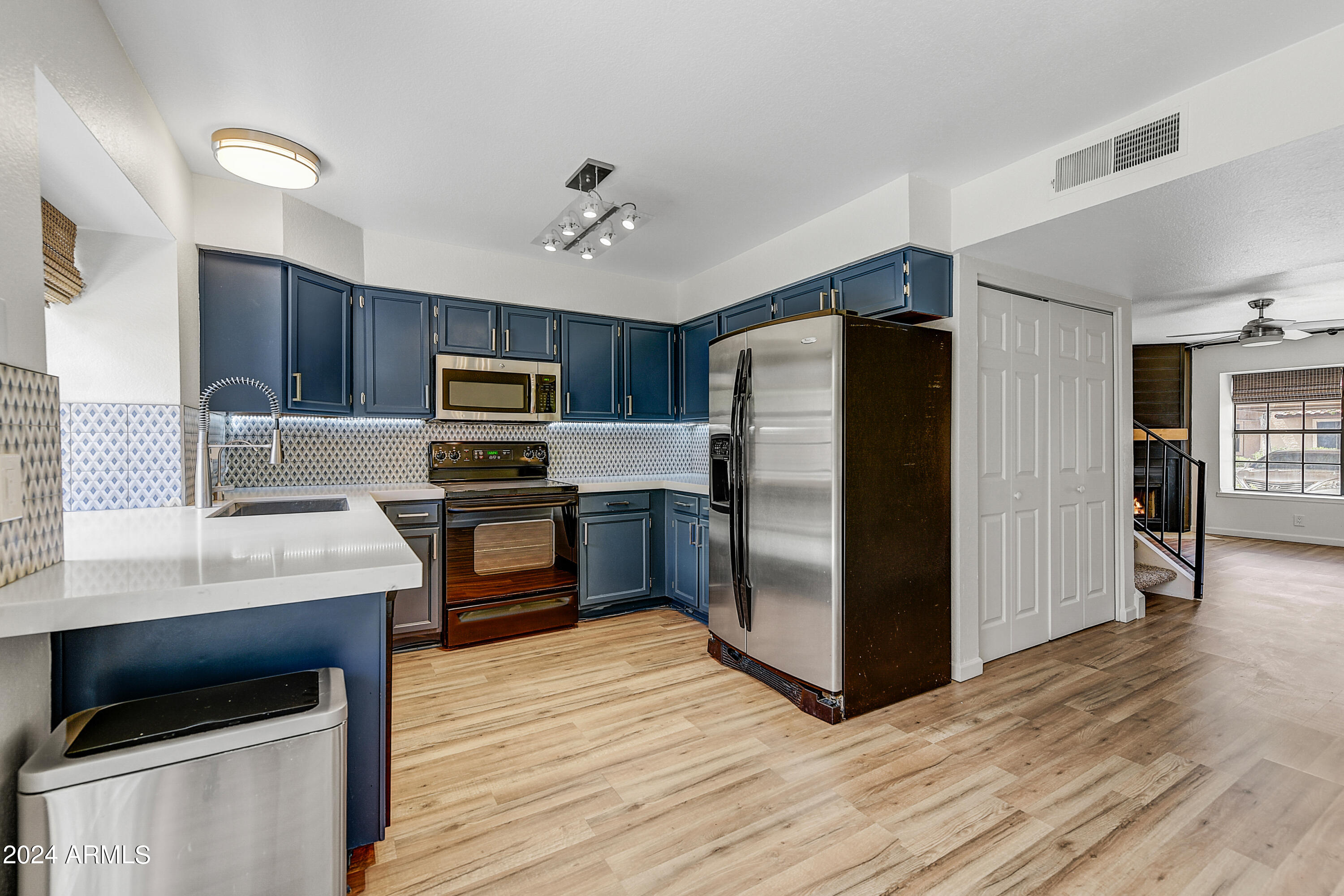 4901 E KELTON Lane # 1239