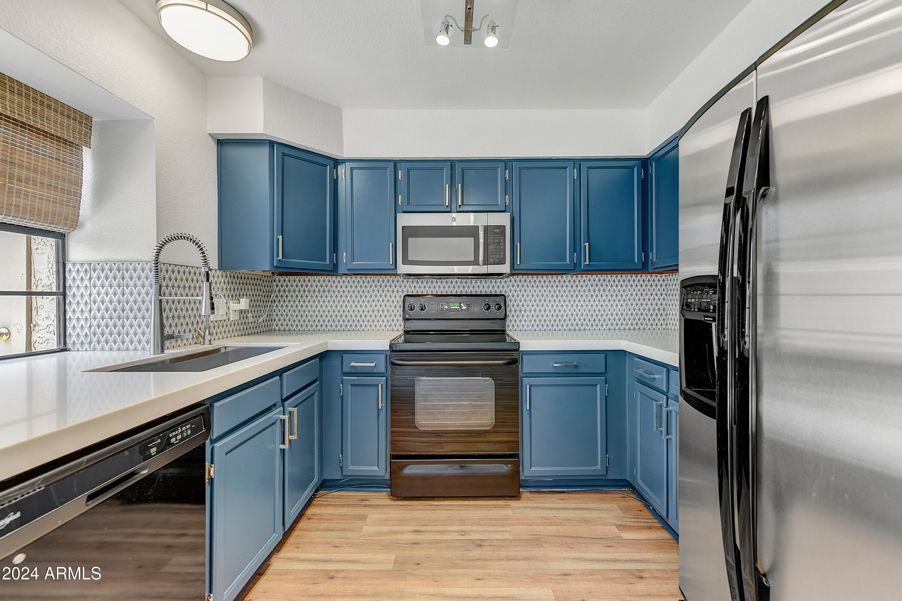 4901 E KELTON Lane # 1239