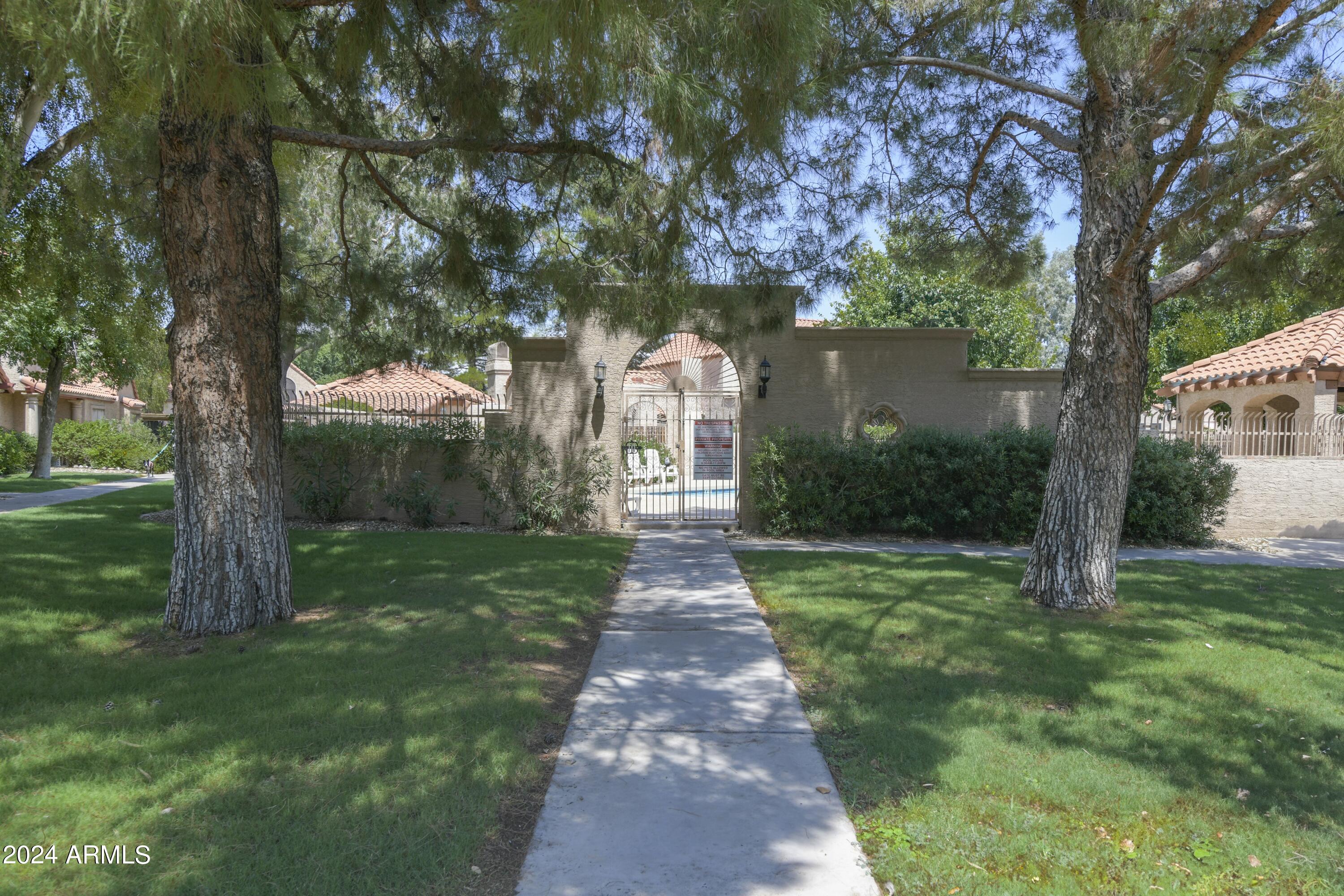 4901 E KELTON Lane # 1239