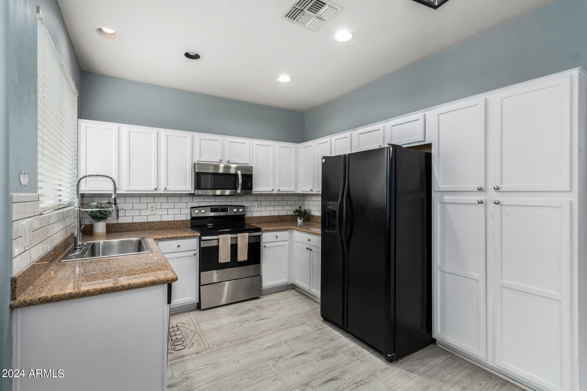 1886 E DON CARLOS Avenue # 139