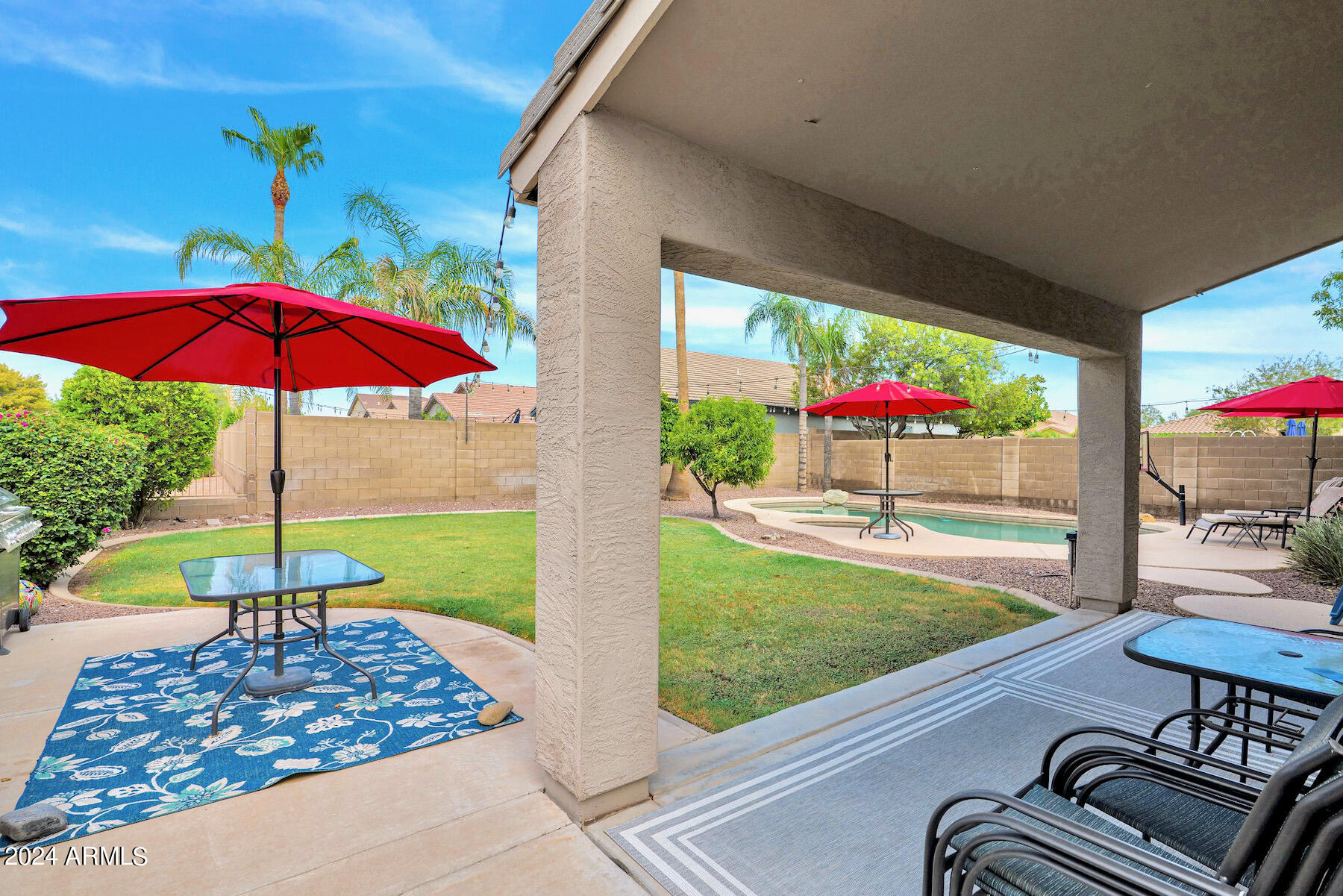 2960 S ESMERALDA Circle