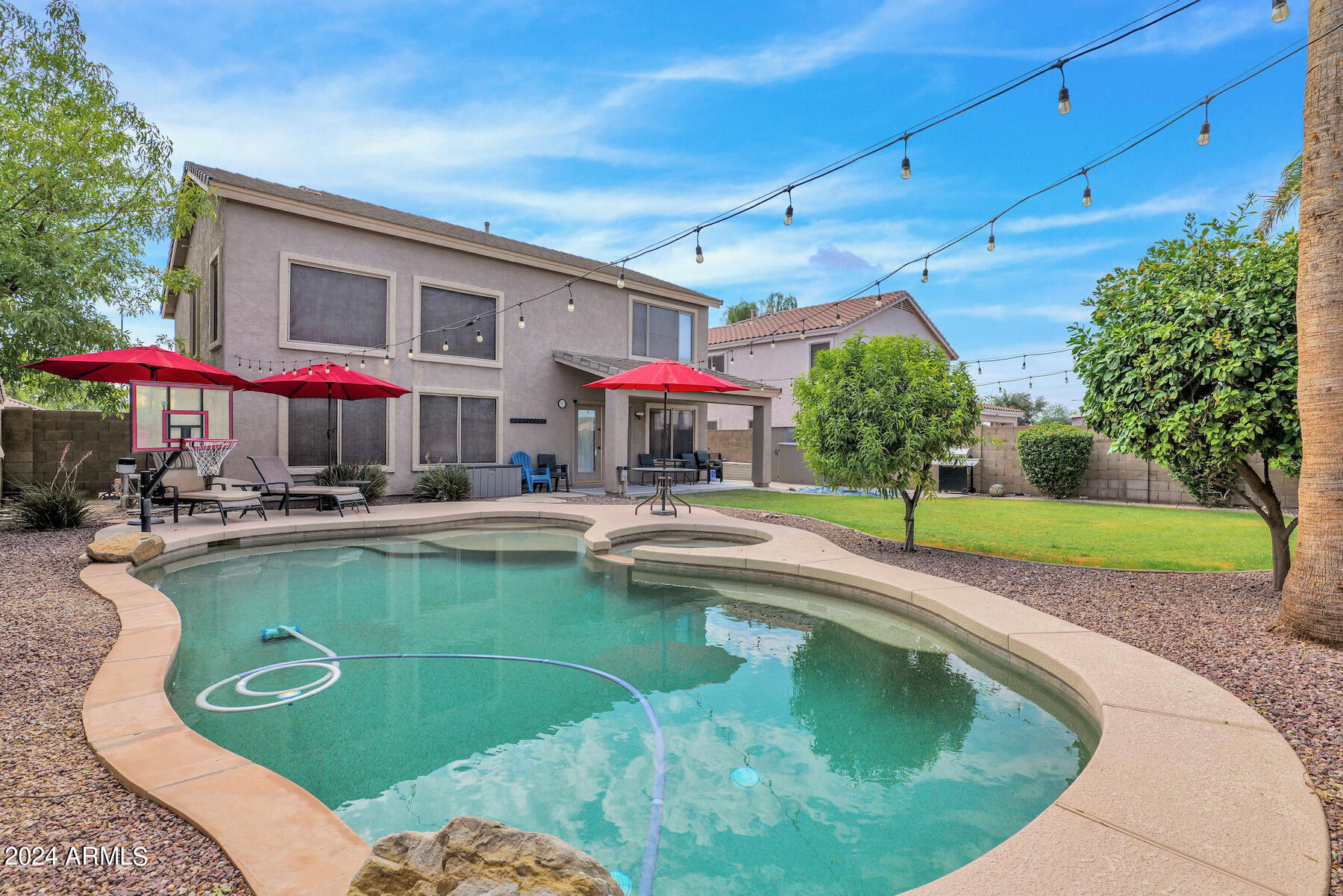2960 S ESMERALDA Circle