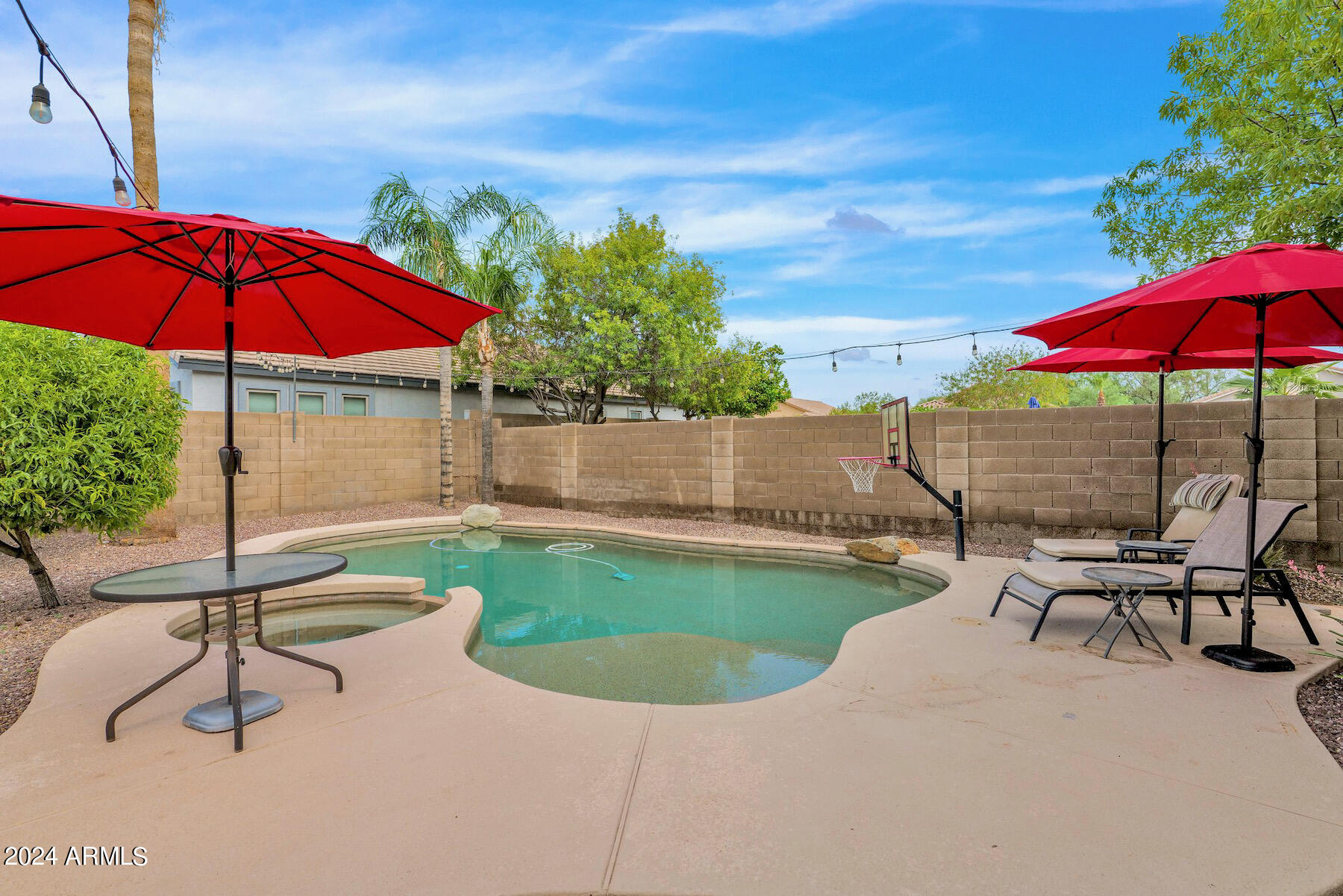 2960 S ESMERALDA Circle