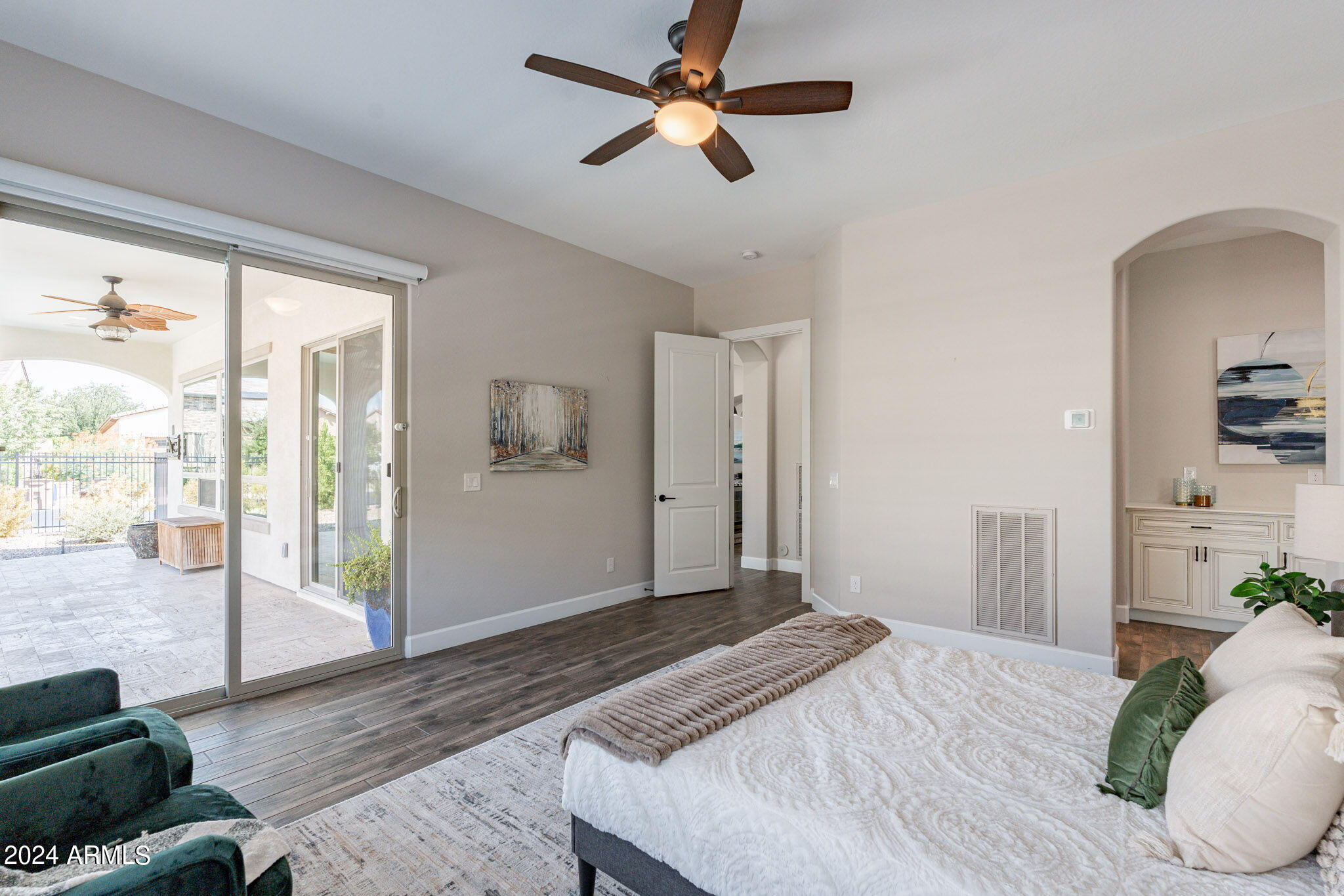 388 E CATALINA Lane