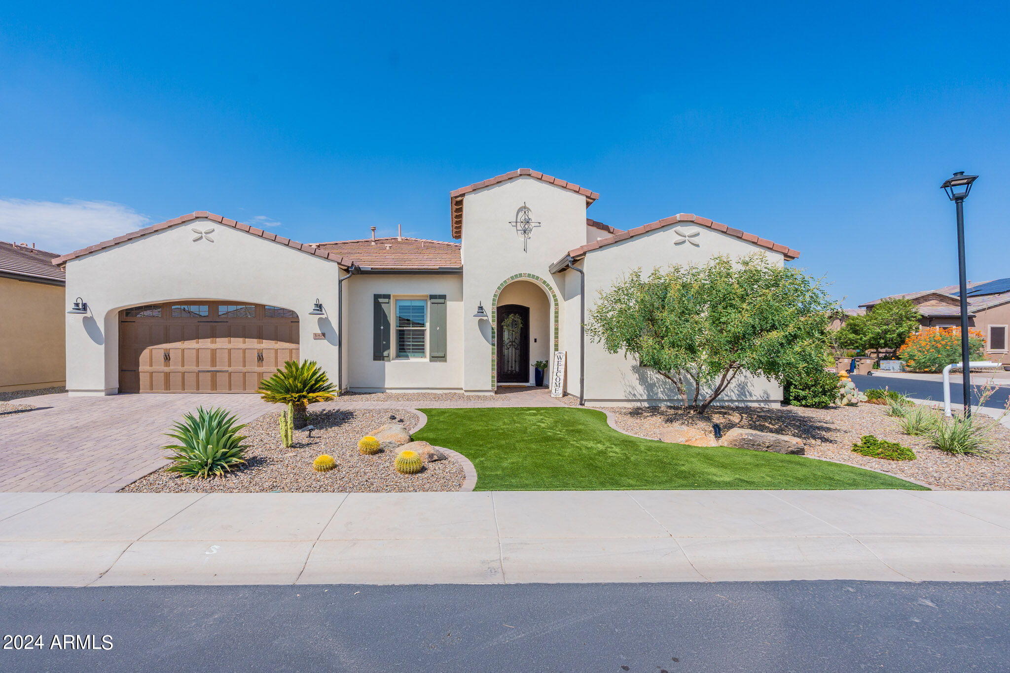 388 E CATALINA Lane