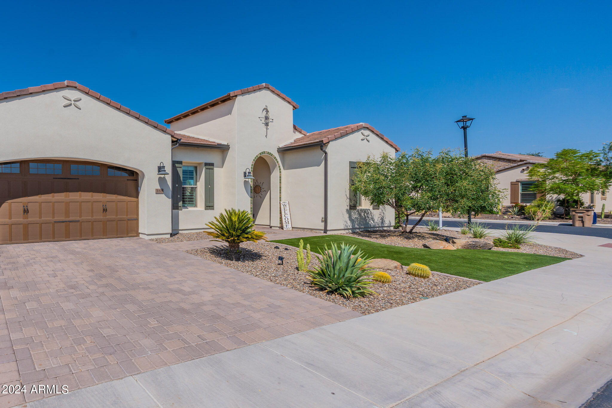 388 E CATALINA Lane