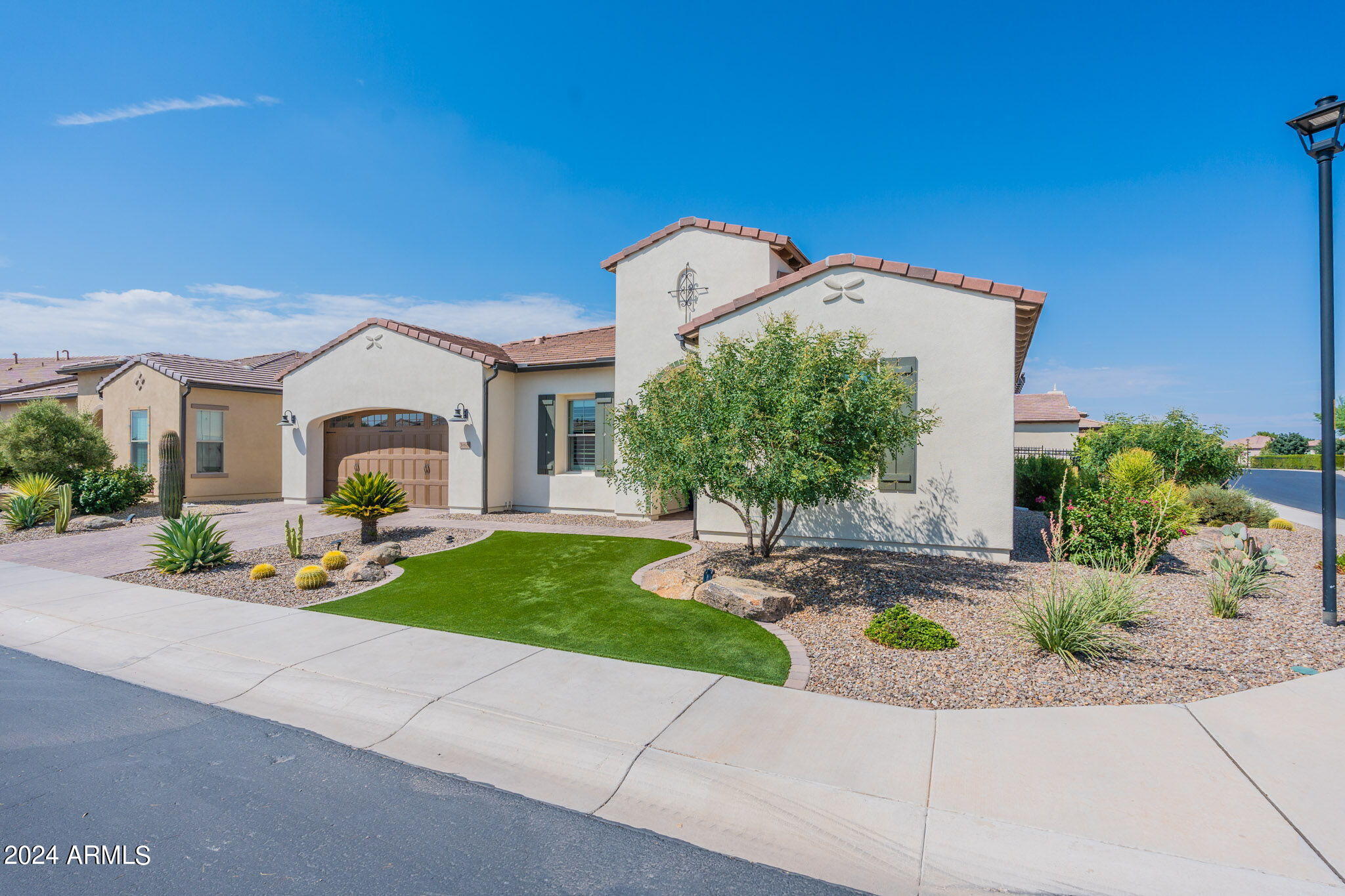 388 E CATALINA Lane