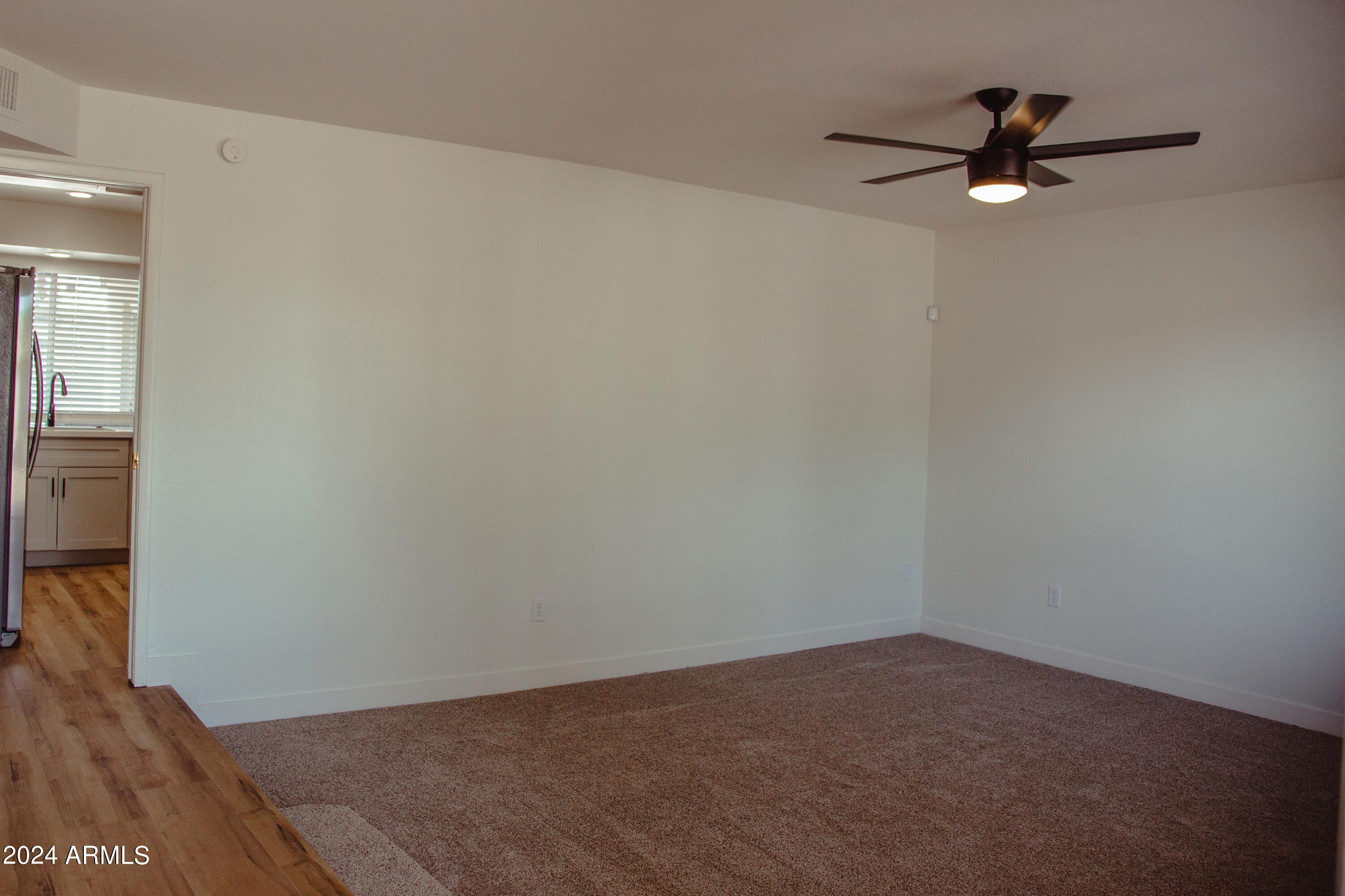 3527 E ALTADENA Avenue