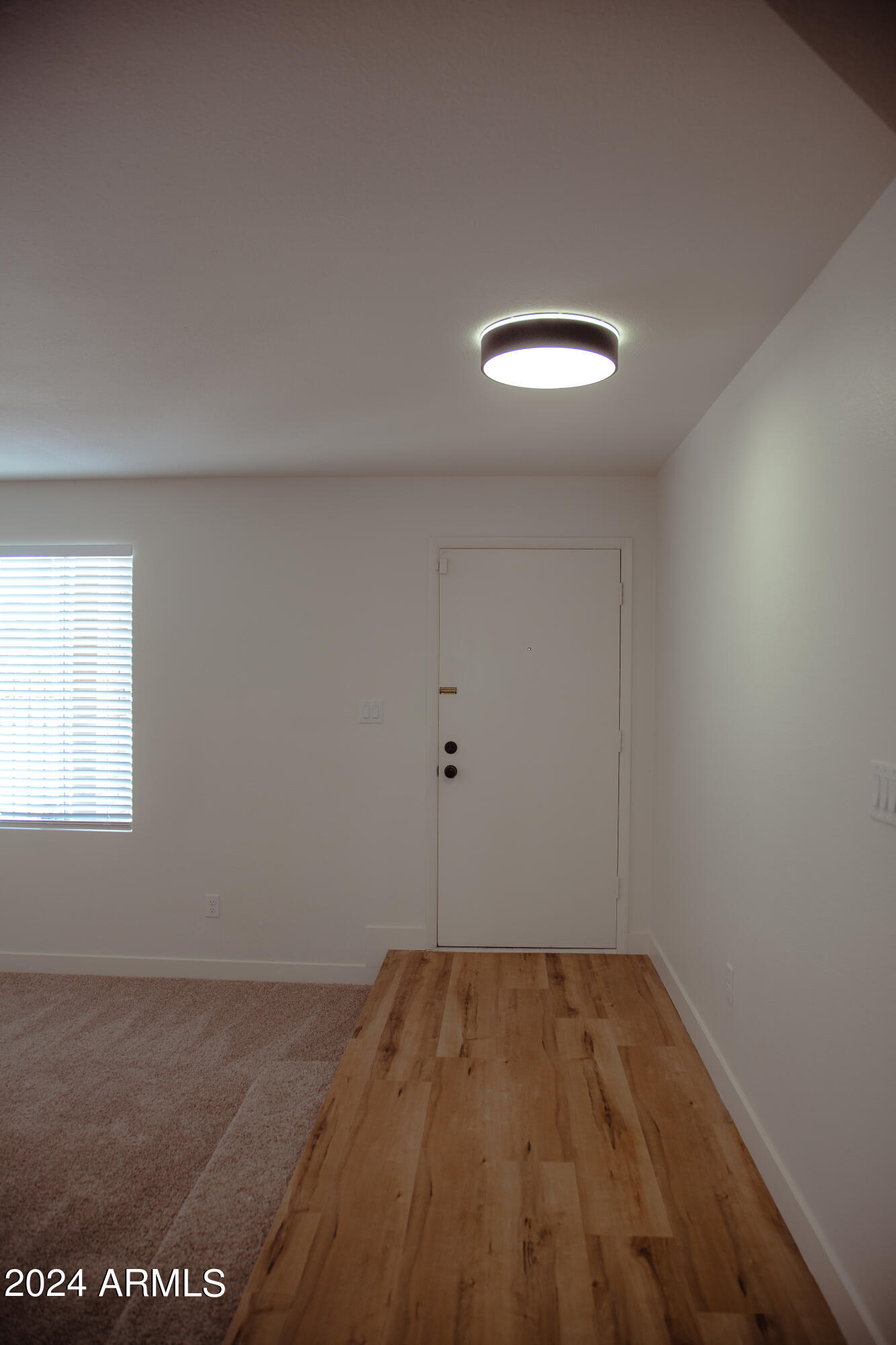3527 E ALTADENA Avenue