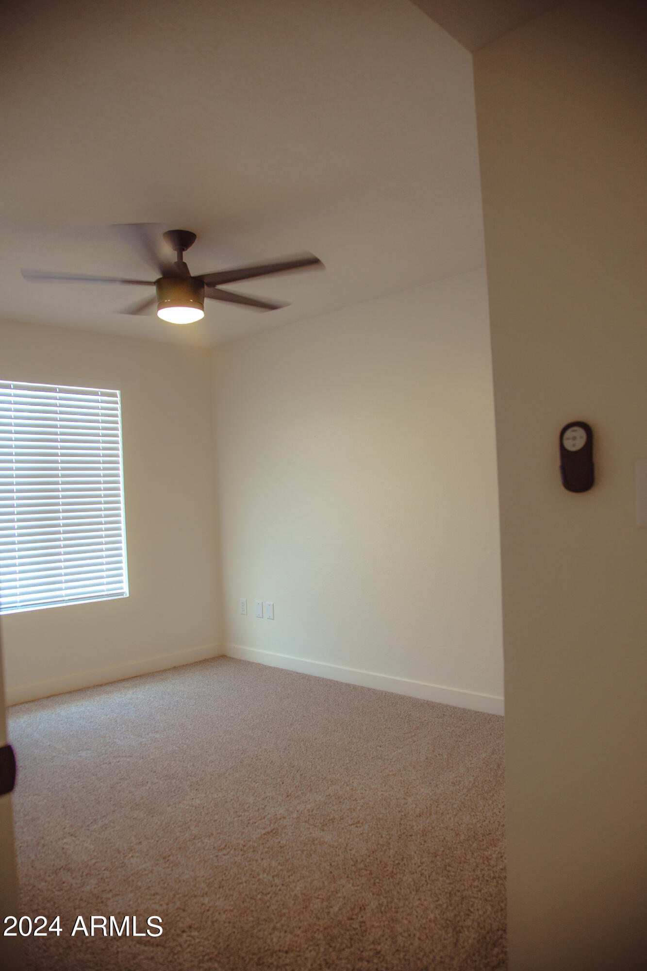 3527 E ALTADENA Avenue