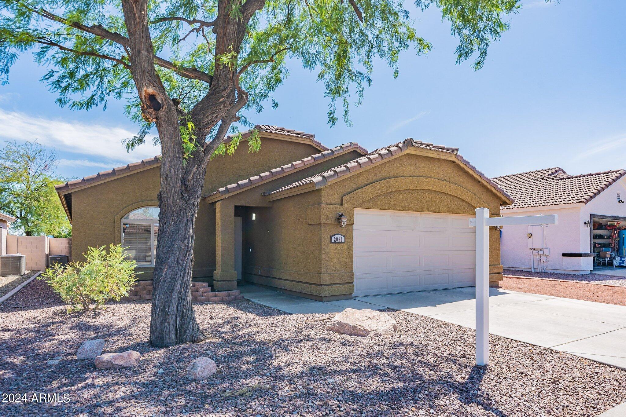 2031 E AIRE LIBRE Avenue