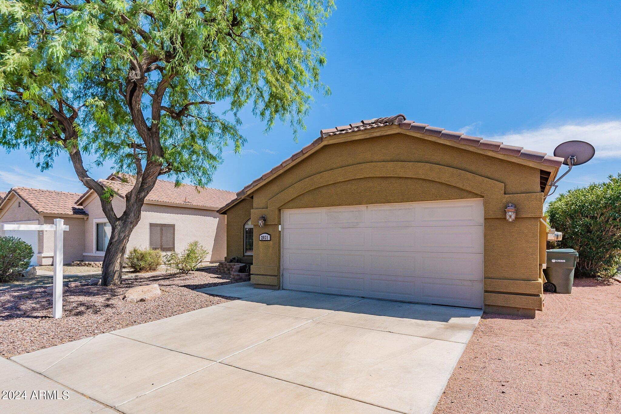 2031 E AIRE LIBRE Avenue