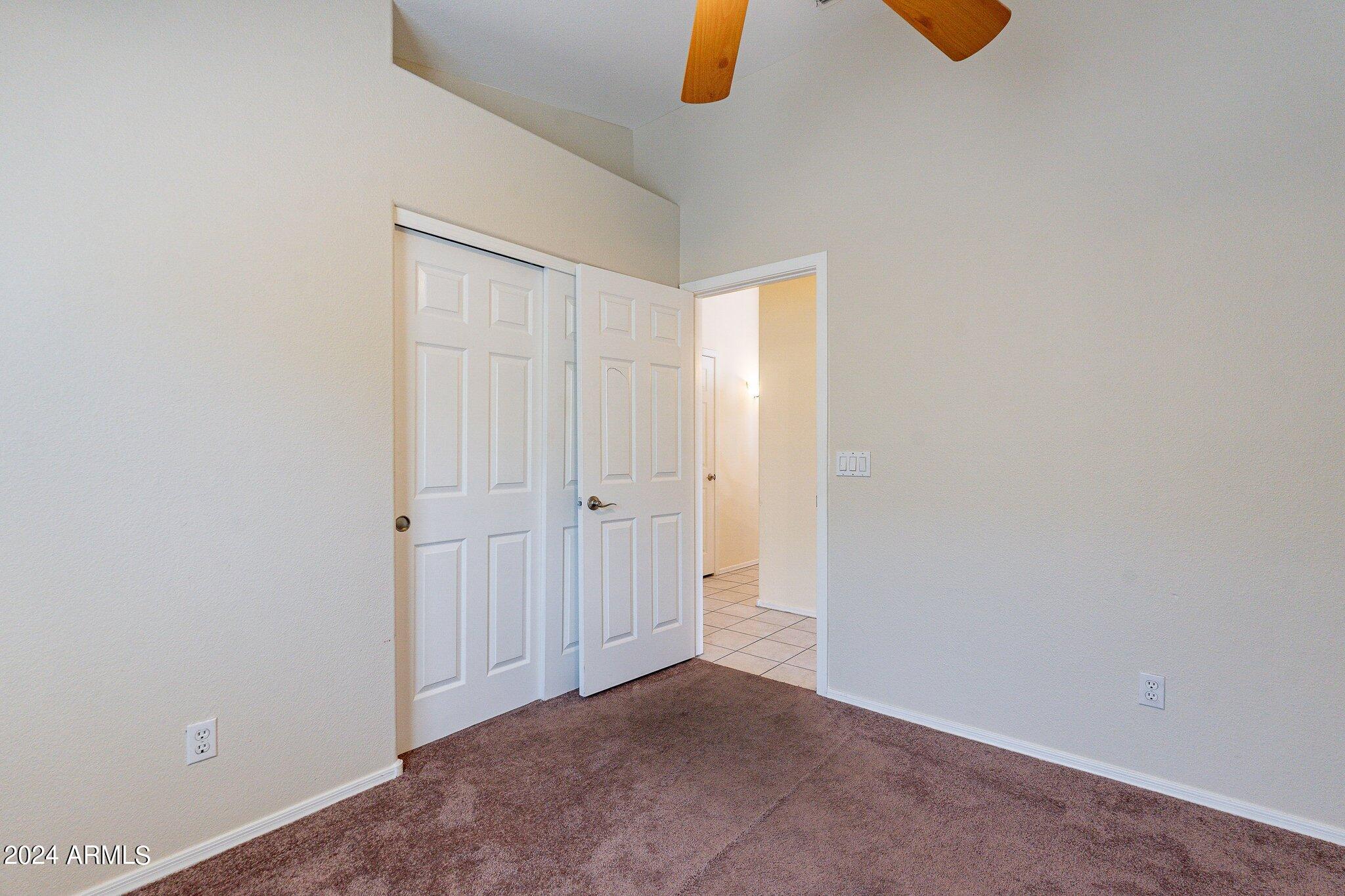 2031 E AIRE LIBRE Avenue