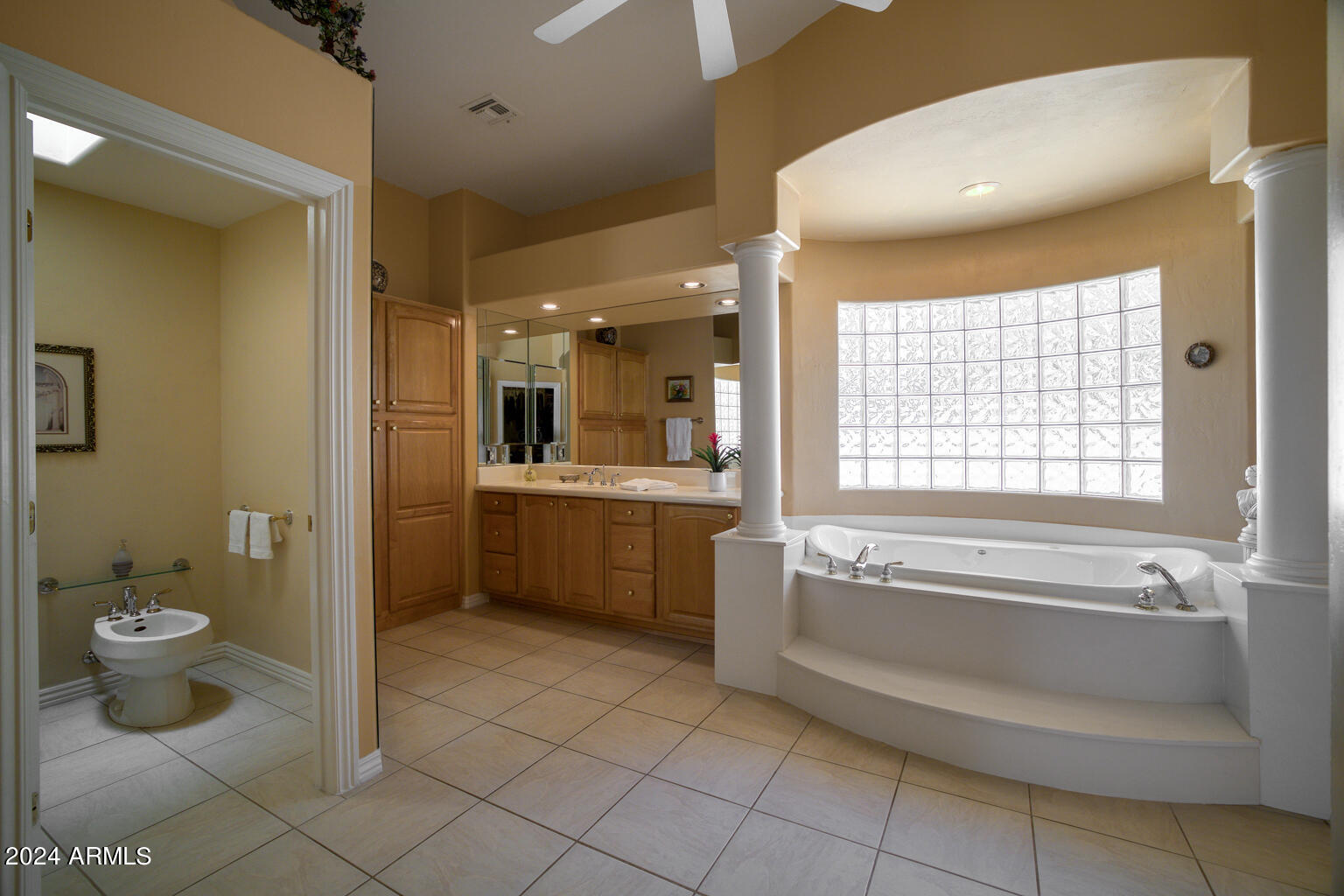 16033 E PONDEROSA Drive