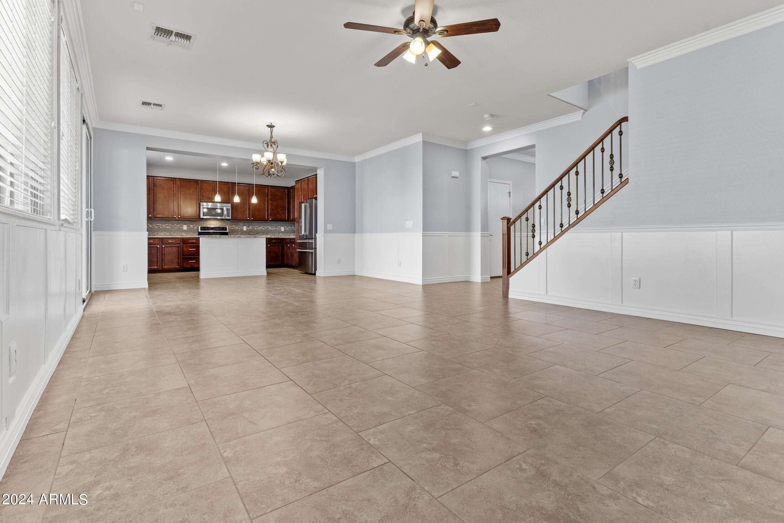 3511 N ARCO