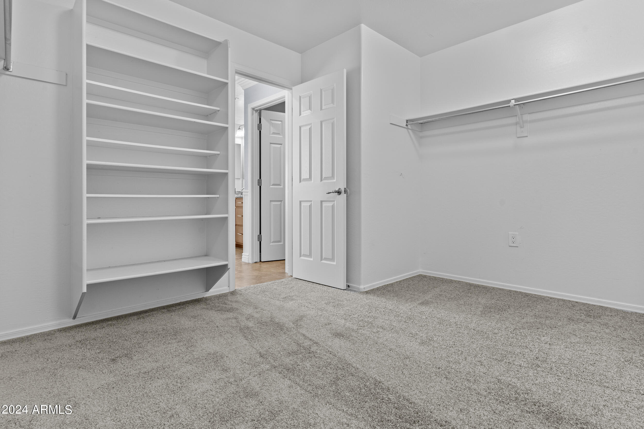 3511 N ARCO