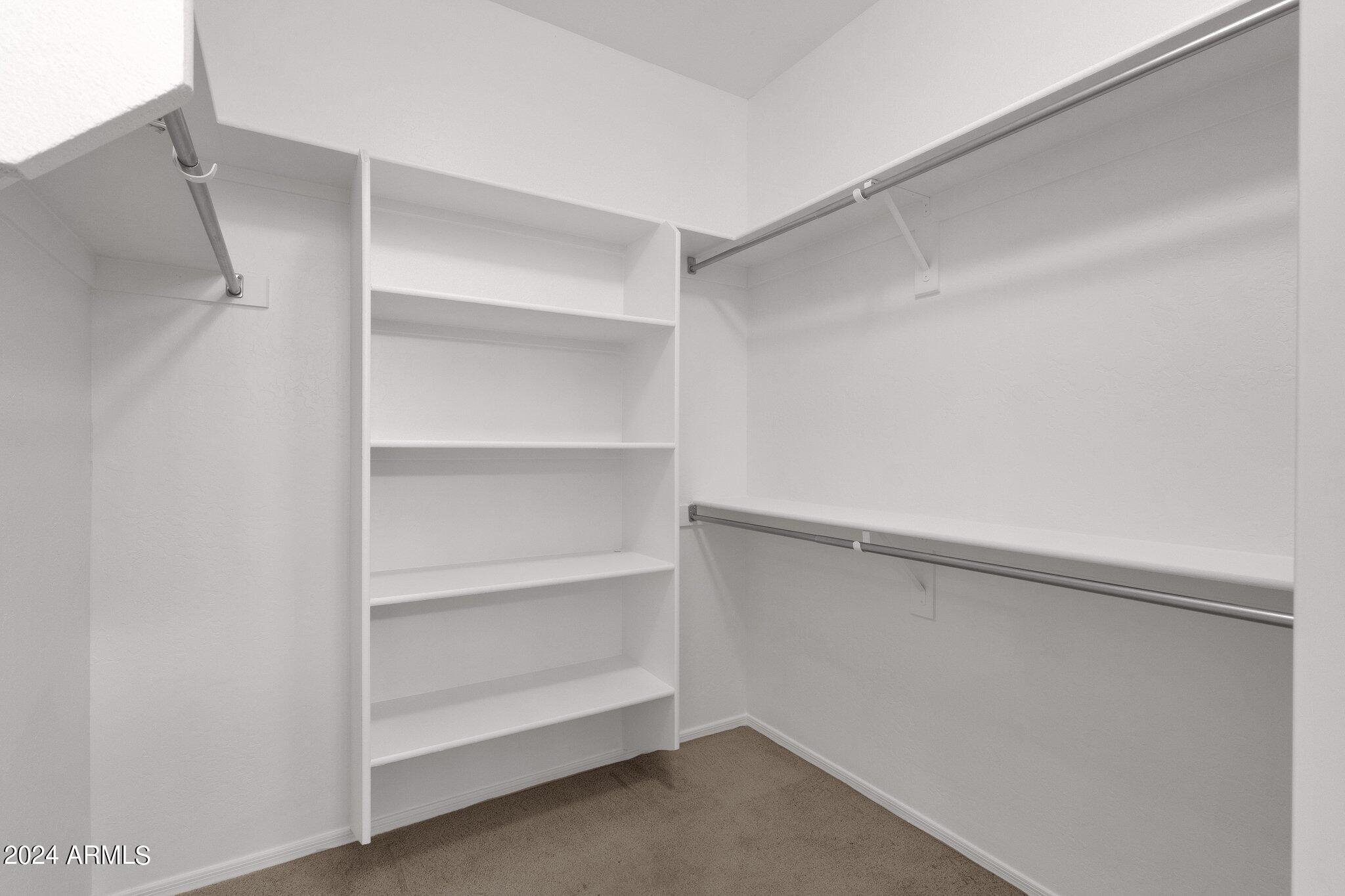 11500 E COCHISE Drive # 1033