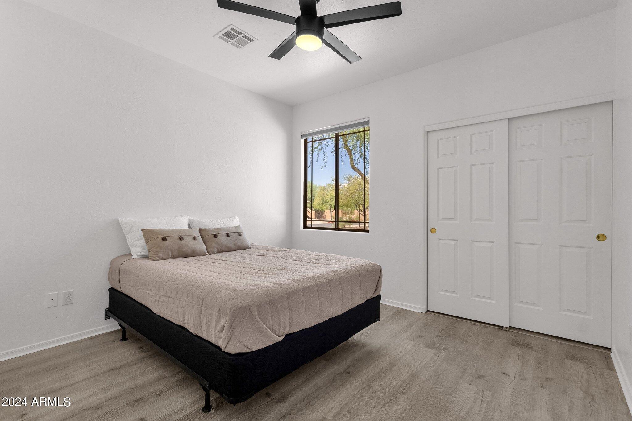11500 E COCHISE Drive # 1033
