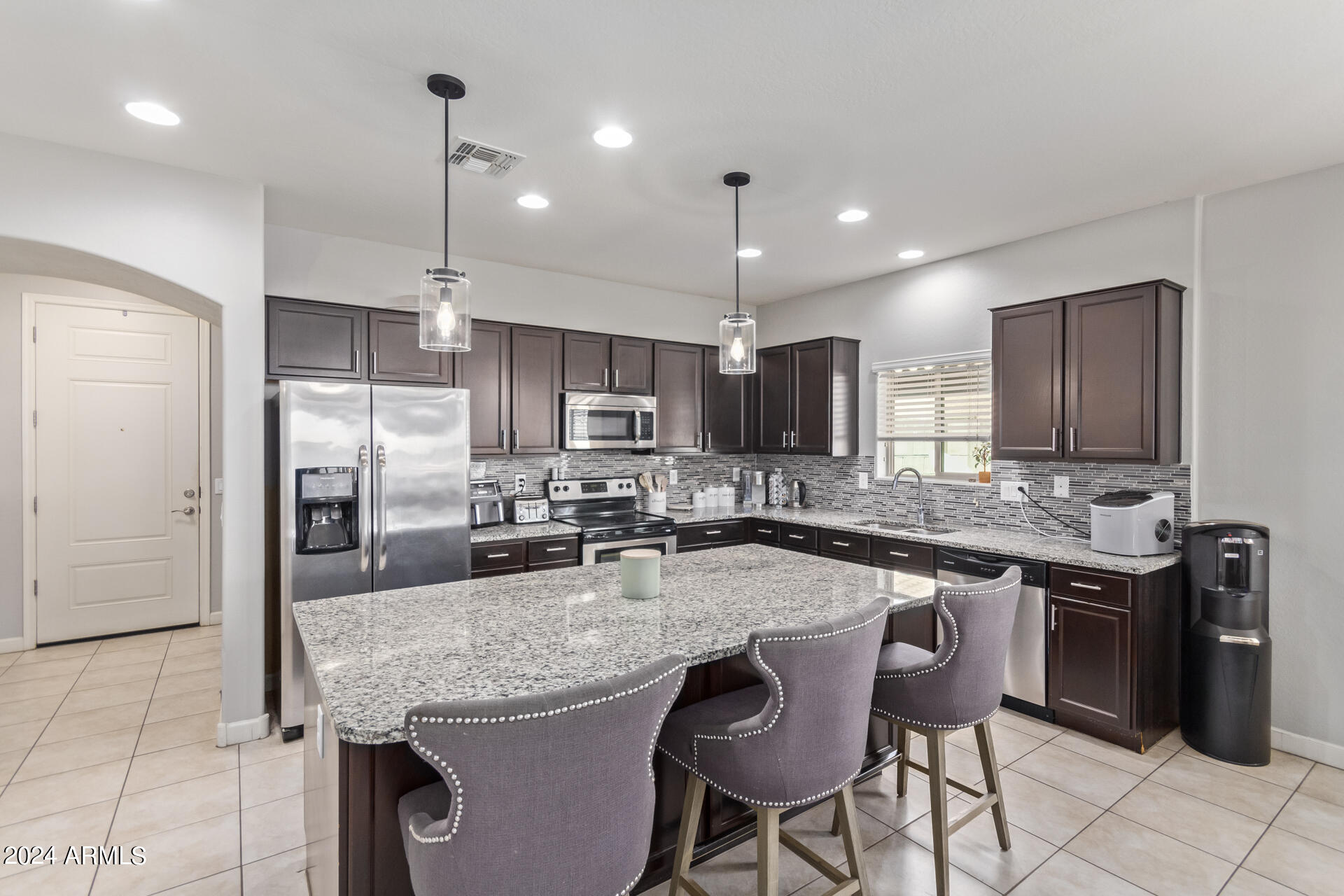 23845 W MOHAVE Street