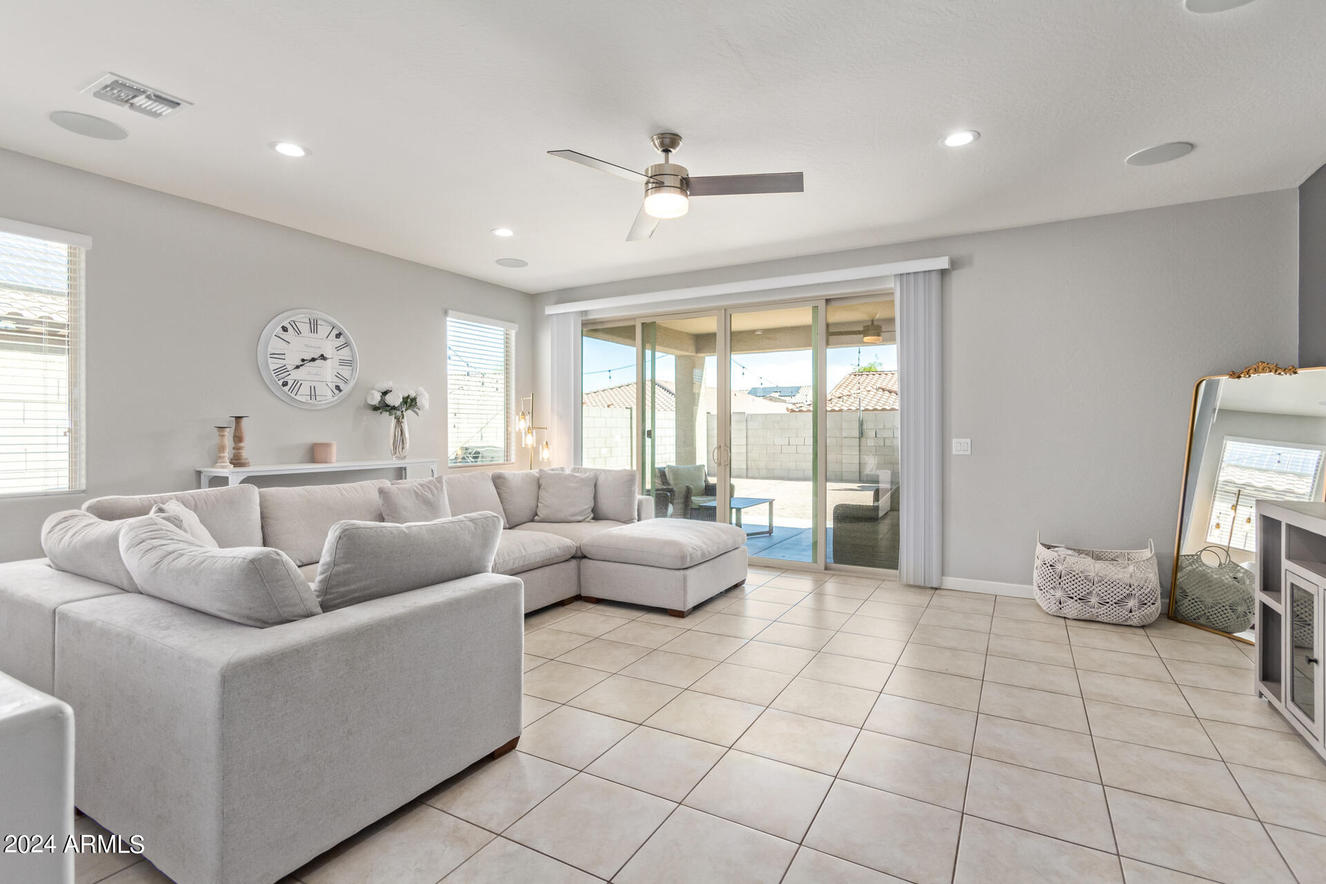 23845 W MOHAVE Street
