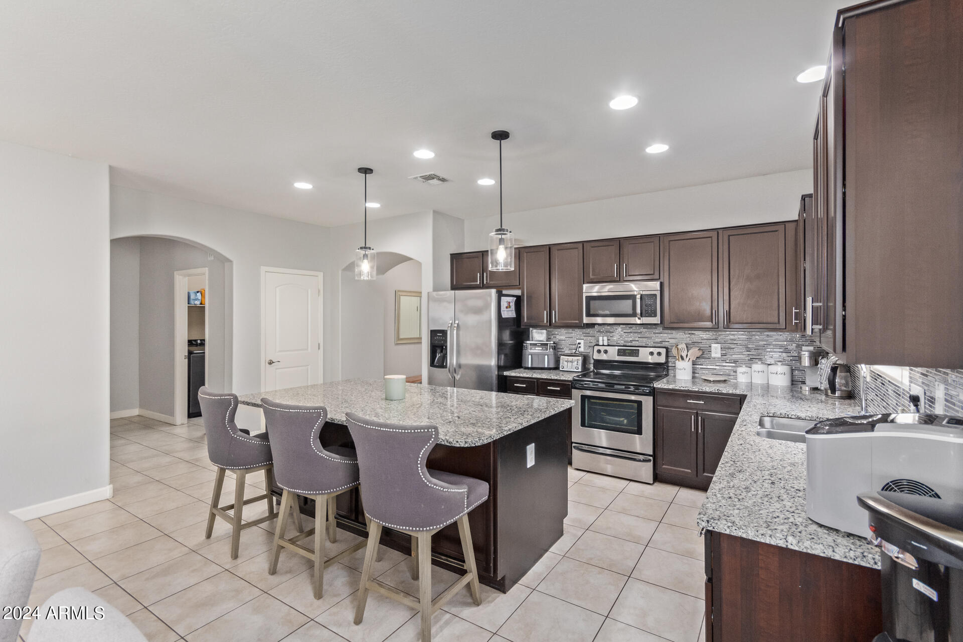 23845 W MOHAVE Street