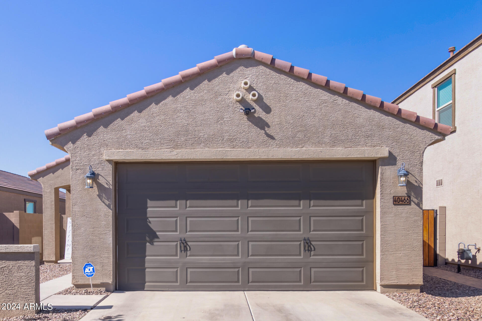 40466 W Hillman Drive