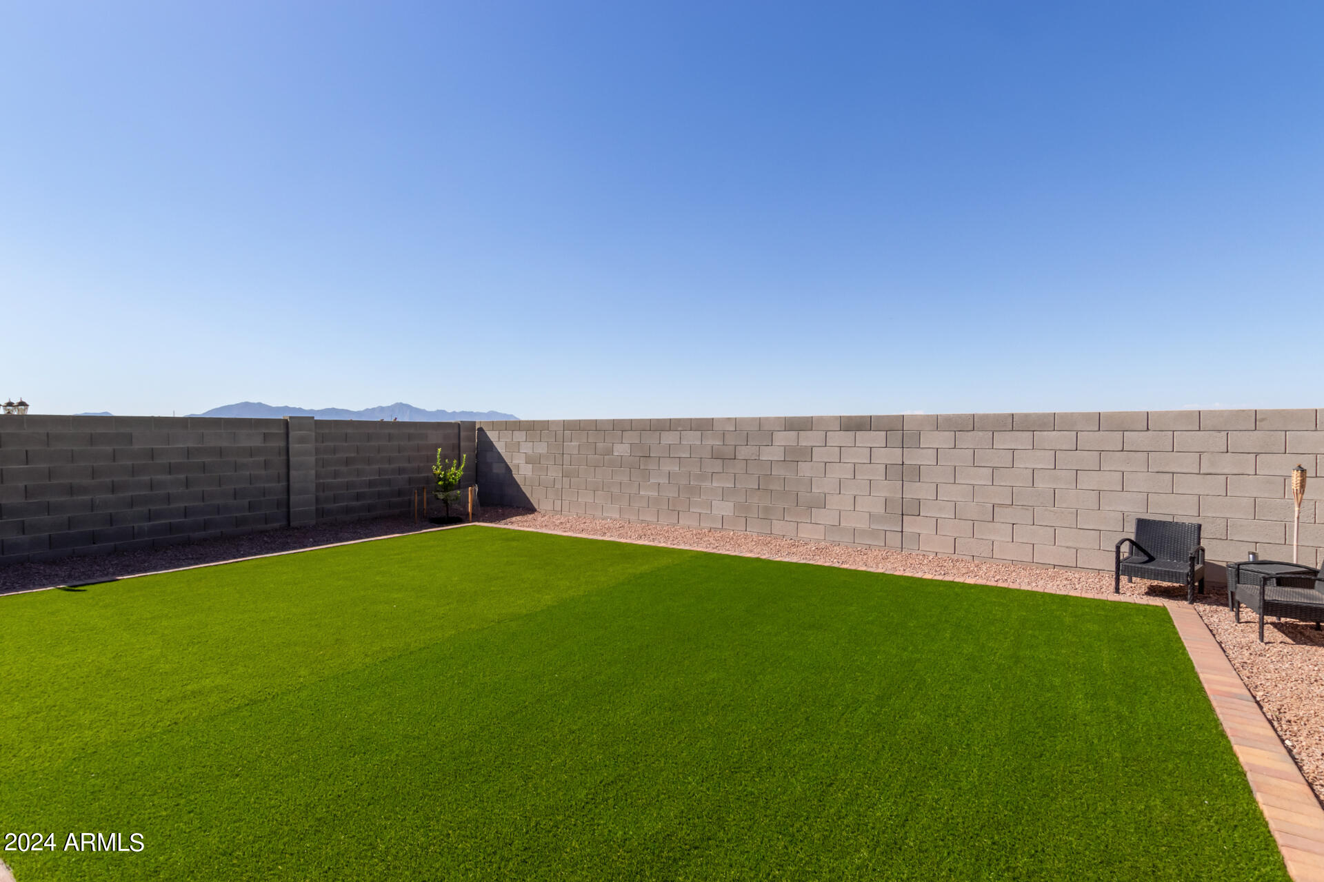 40466 W Hillman Drive