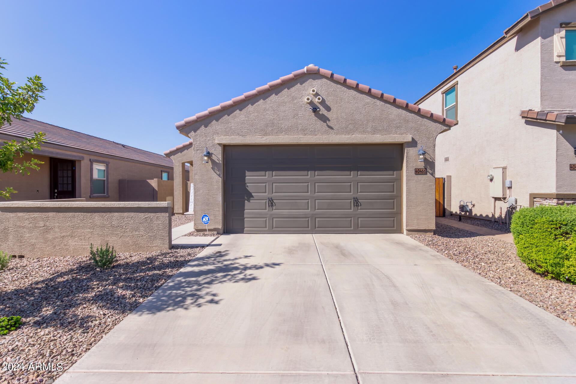 40466 W Hillman Drive