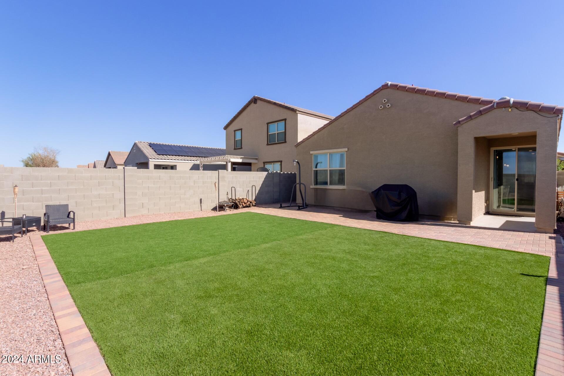40466 W Hillman Drive